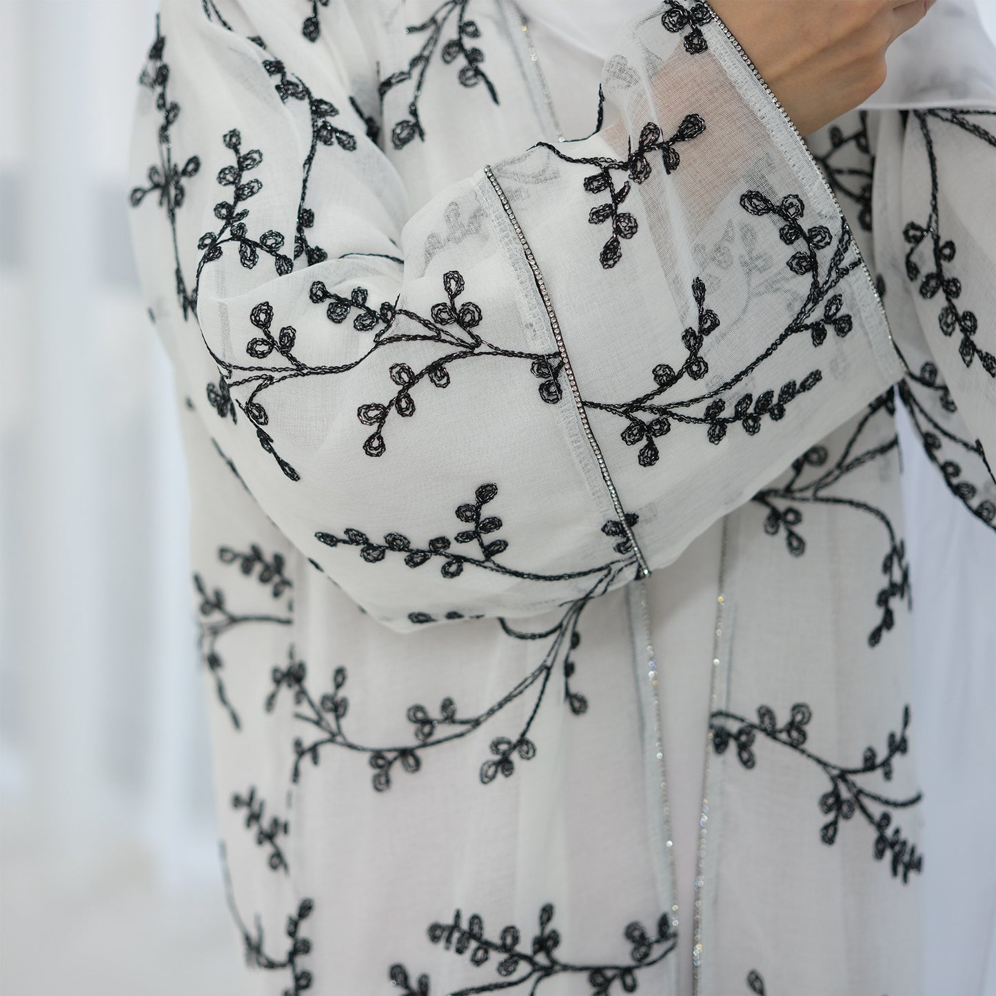 HS6623 Full-body embroidered long cardigan (optional inner layer)