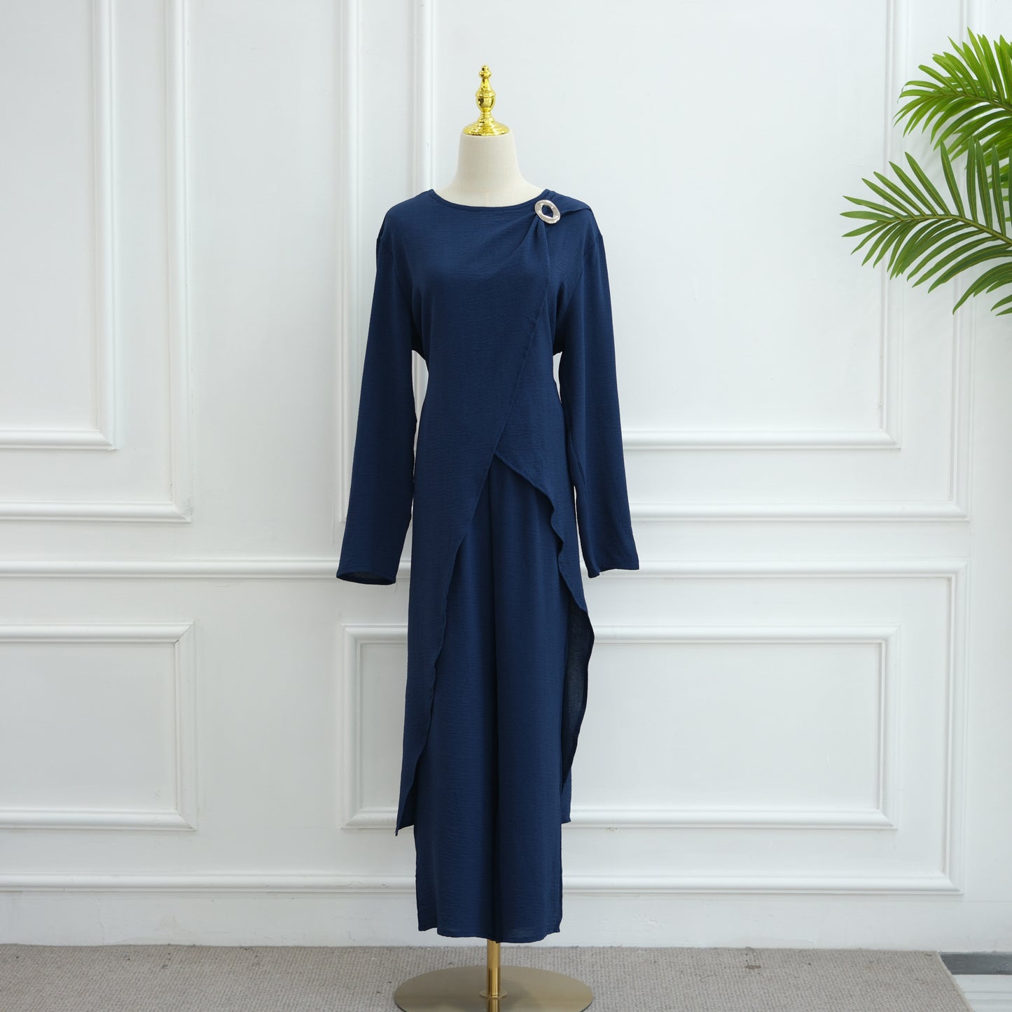 HS6605 Stylish asymmetrical two-piece set (with optional headscarf)