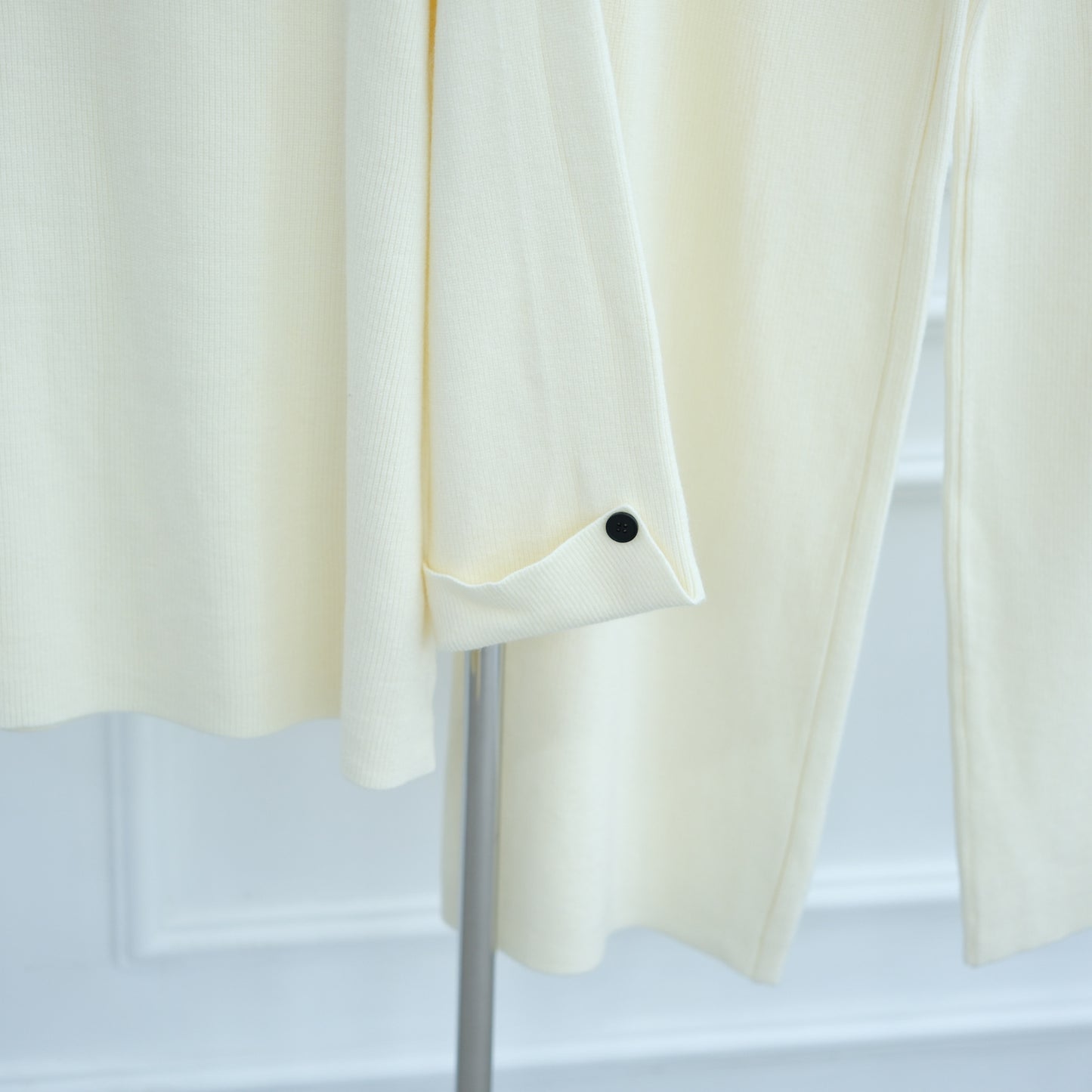 HS6600 Autumn and winter thickened knitted suit solid color two-piece suit (headscarf not included) cuff button design