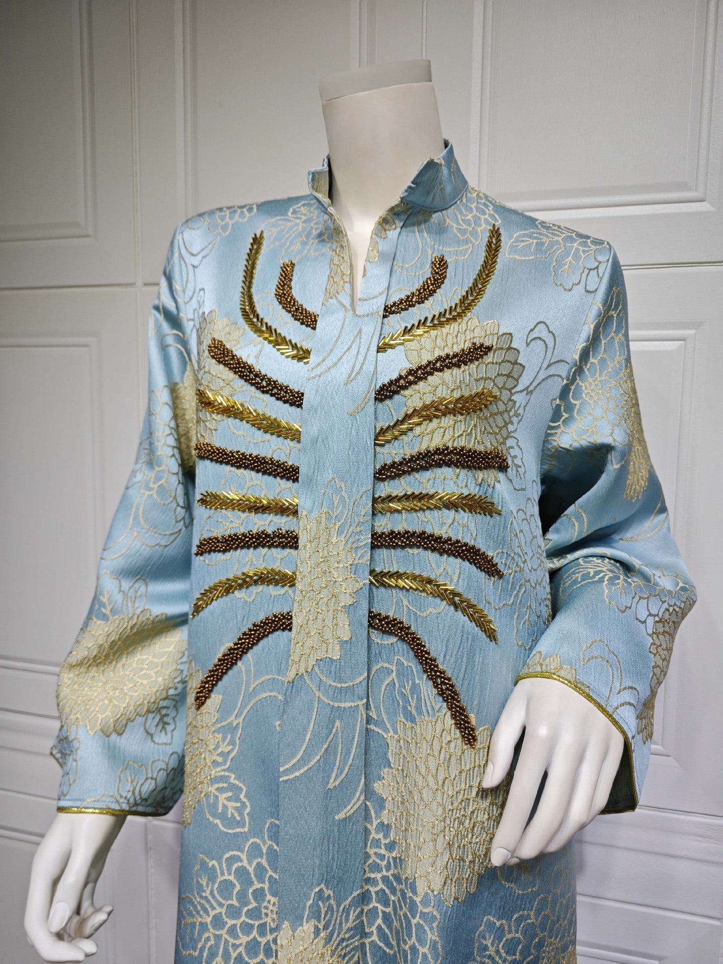 HS6656 V-neck jacquard beaded dress with elegant three-dimensional texture design