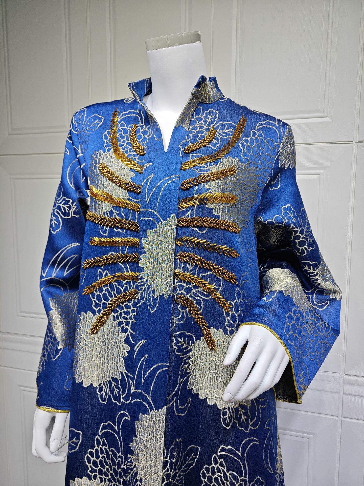 HS6656 V-neck jacquard beaded dress with elegant three-dimensional texture design