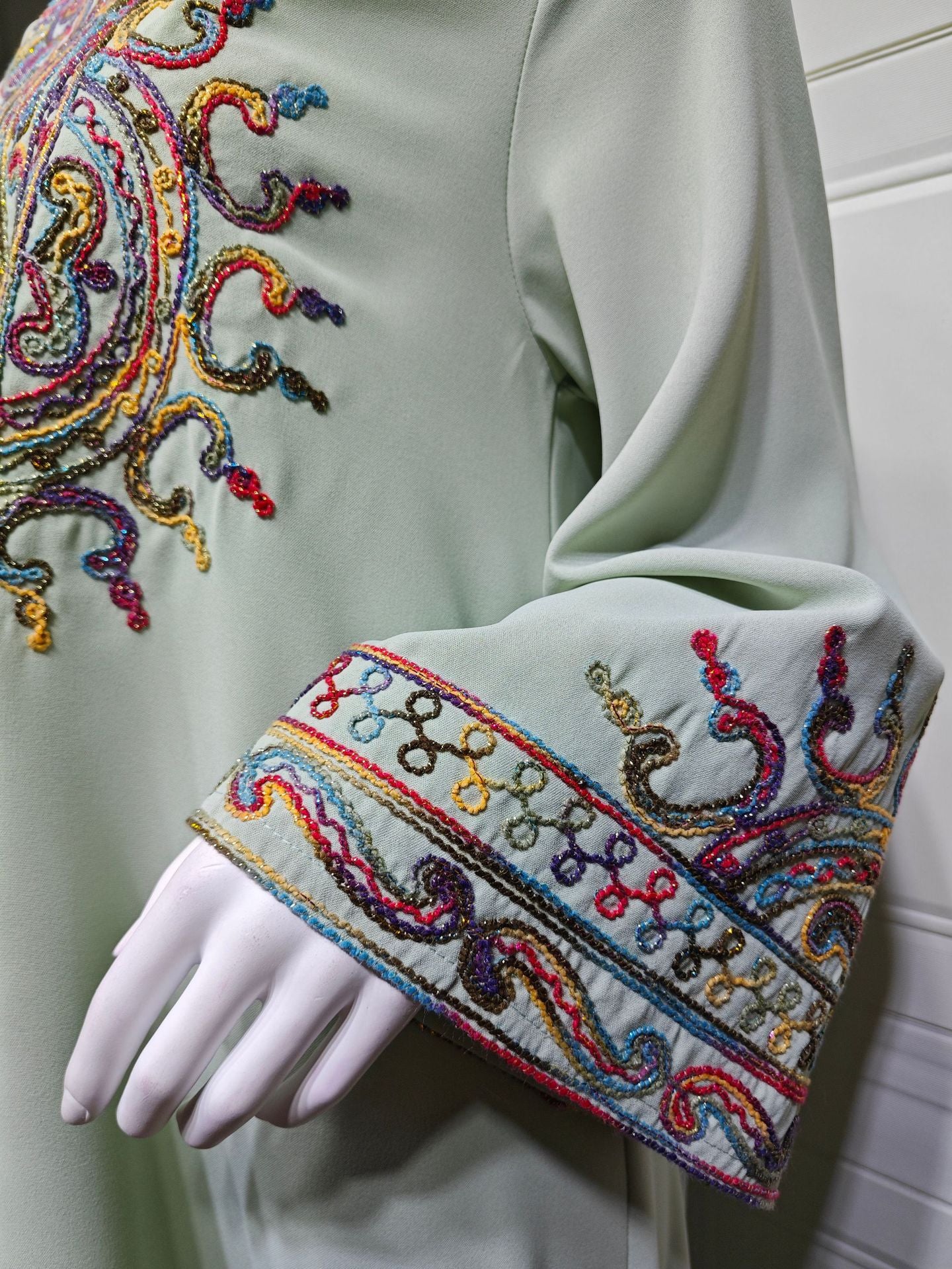 HS6666 Embroidered long wide-sleeved dress | Comfortable fit, easy to wear