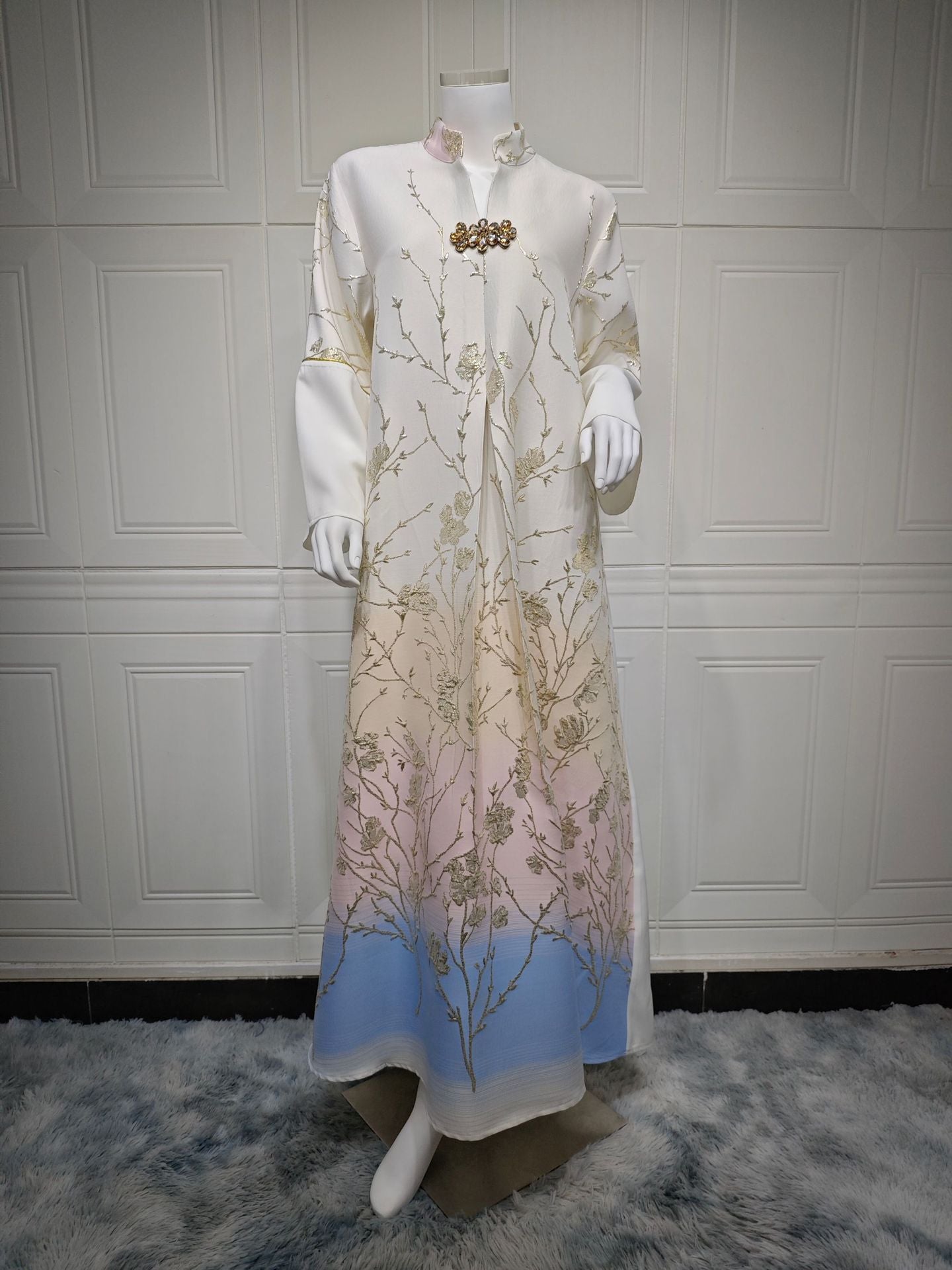 HS6645 Jacquard Embroidered Gradient Robe with Elegant Layered Design