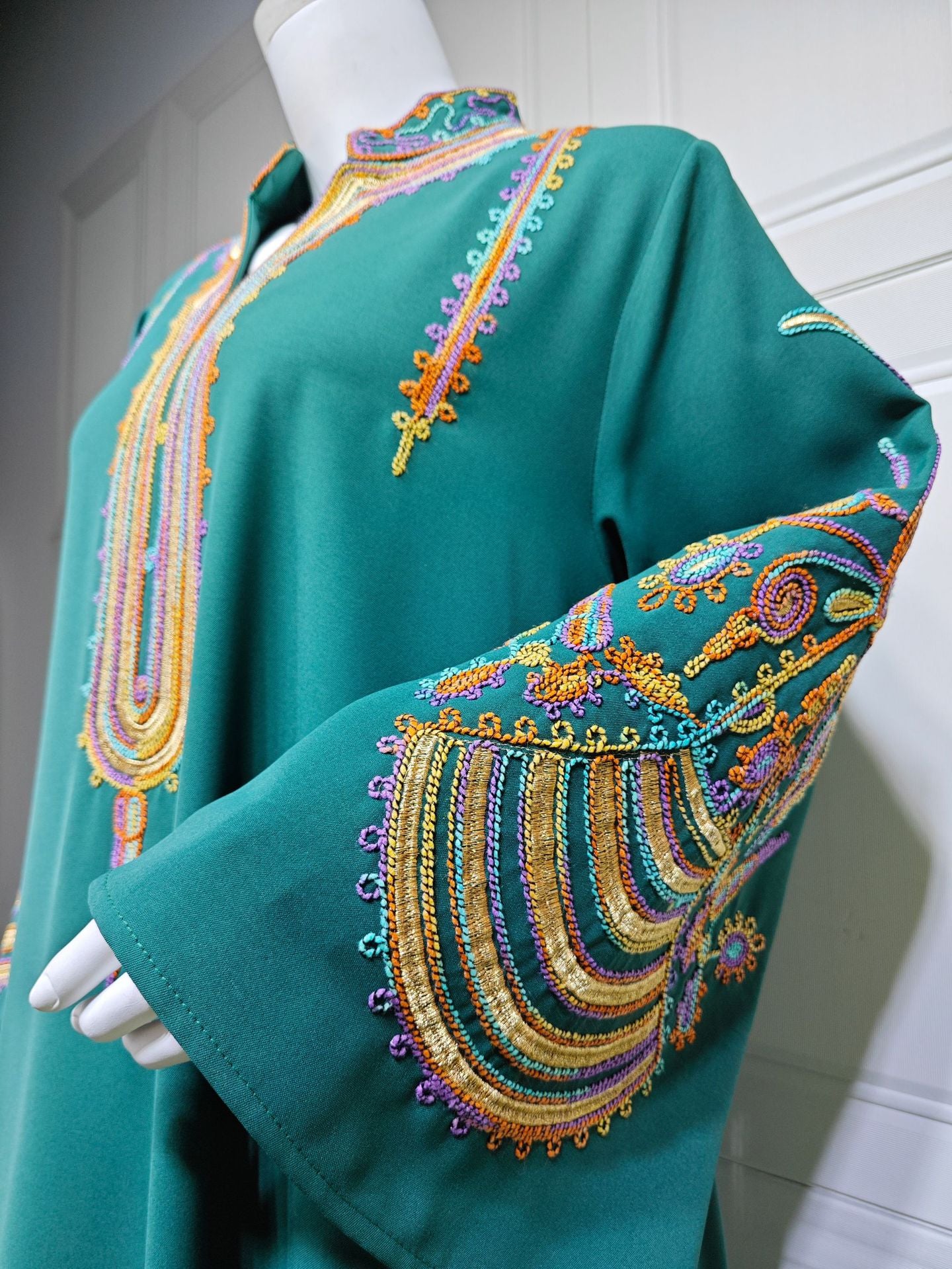 HS6661 Rope Embroidery Pullover Robe Dress, Long Sleeves, Loose Fit.