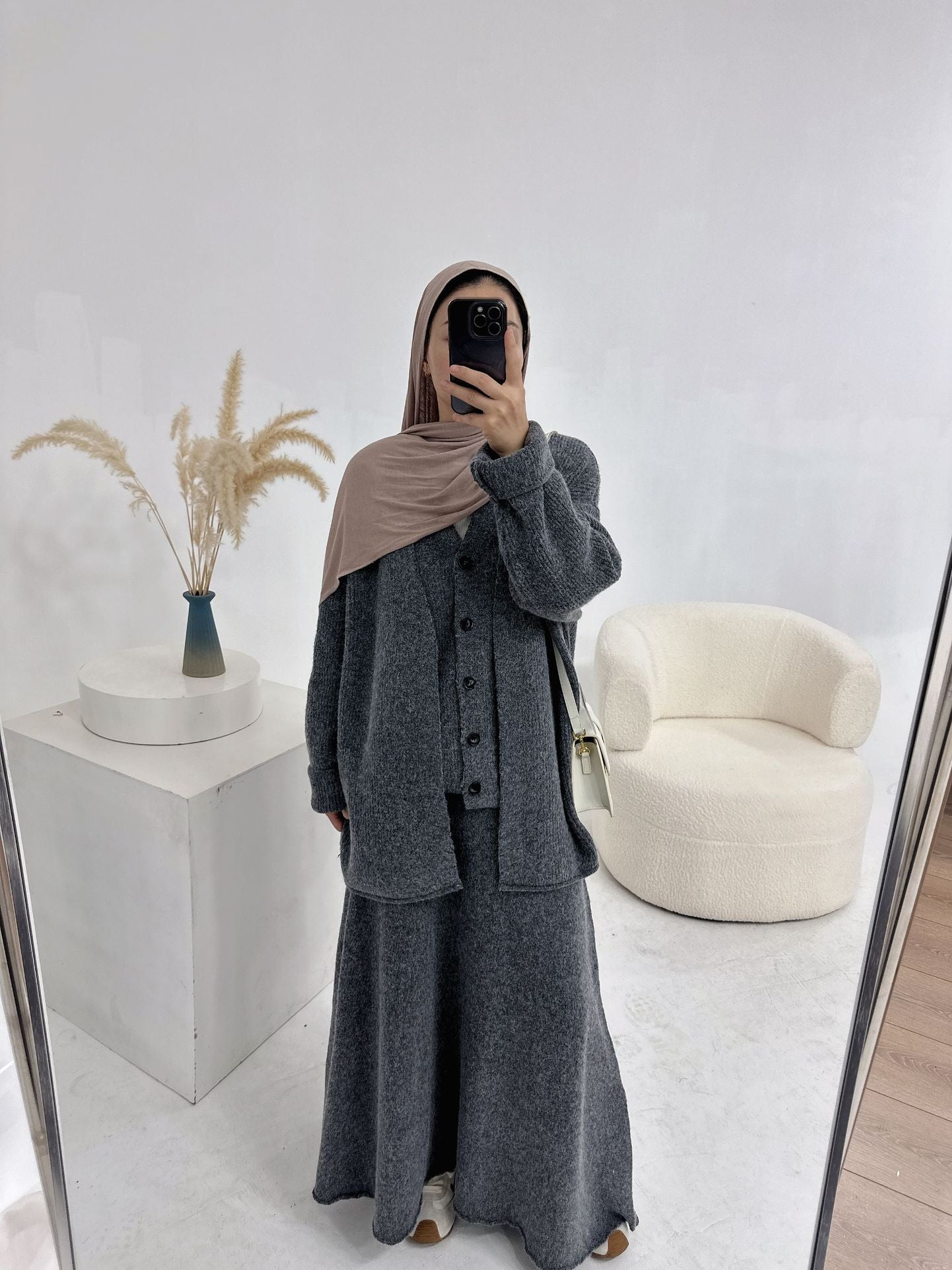 HS6596 Autumn and winter thickened knitted three-piece suit (excluding headscarf) vest + cardigan + skirt