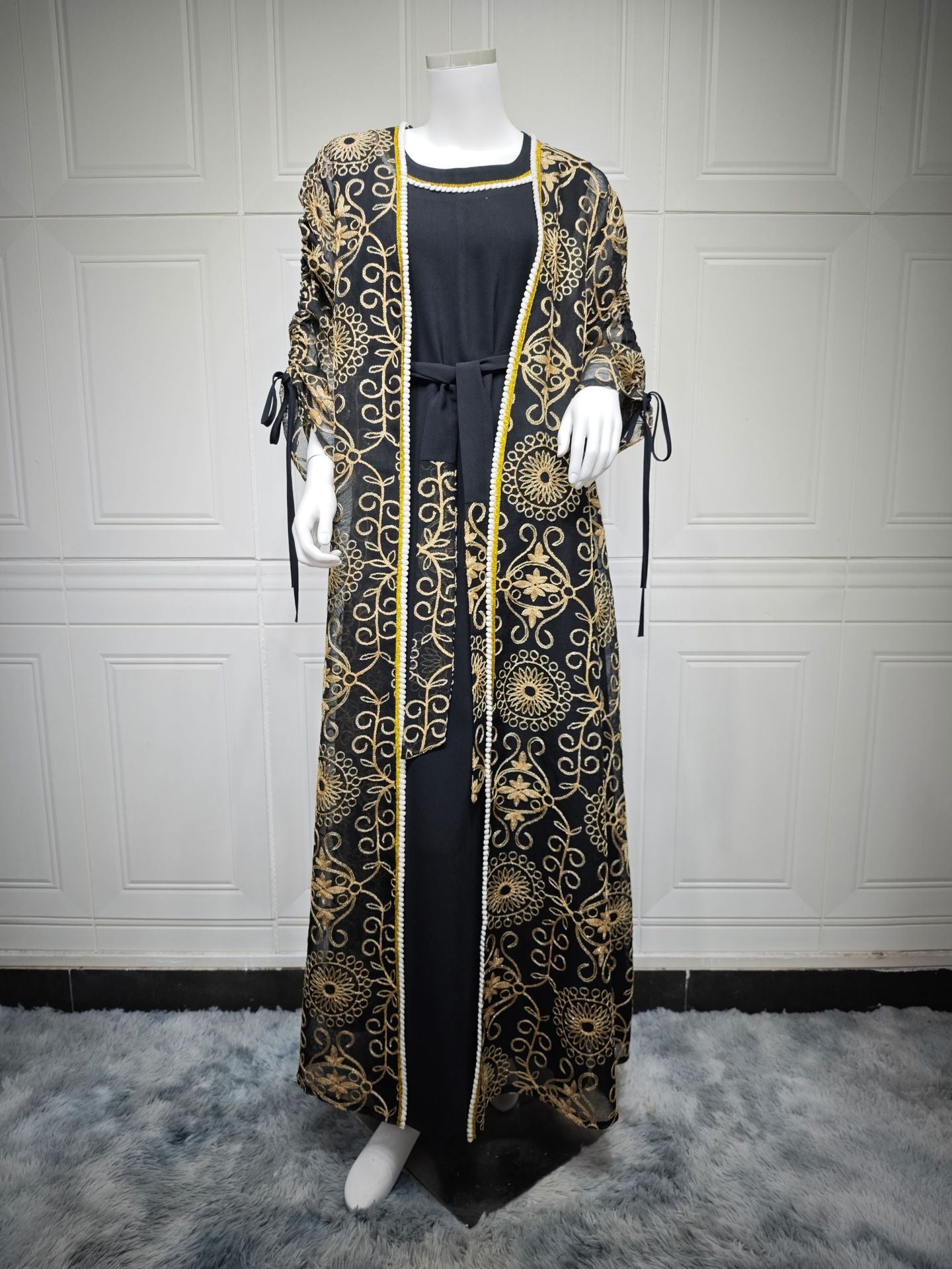 HS6653 Embroidered Robe Two-piece Set, Elegant and Lightweight Design.