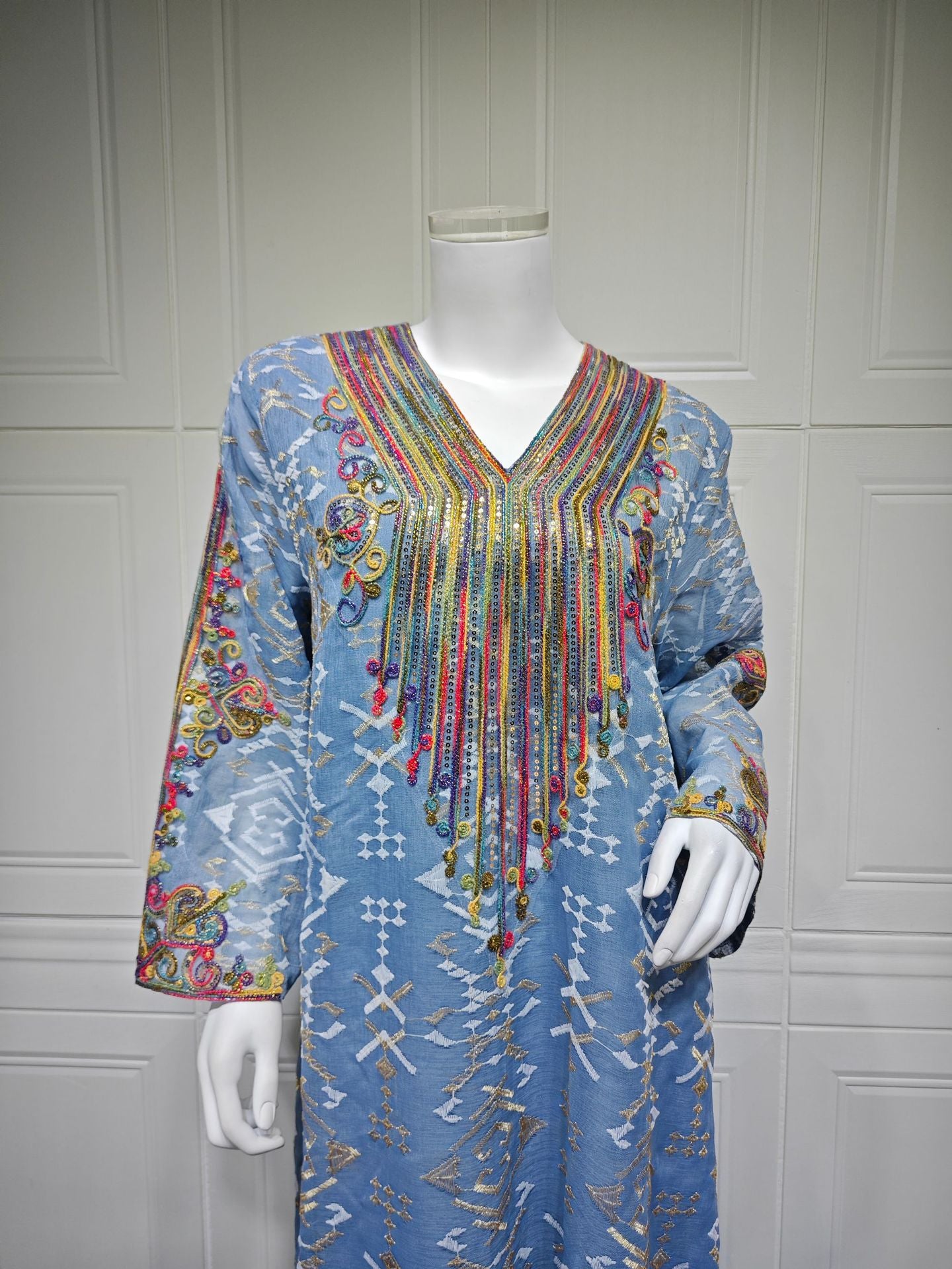 HS6658 Appliqué Patchwork Robe Dress: Lightweight Mesh Combined with Delicate Patterns