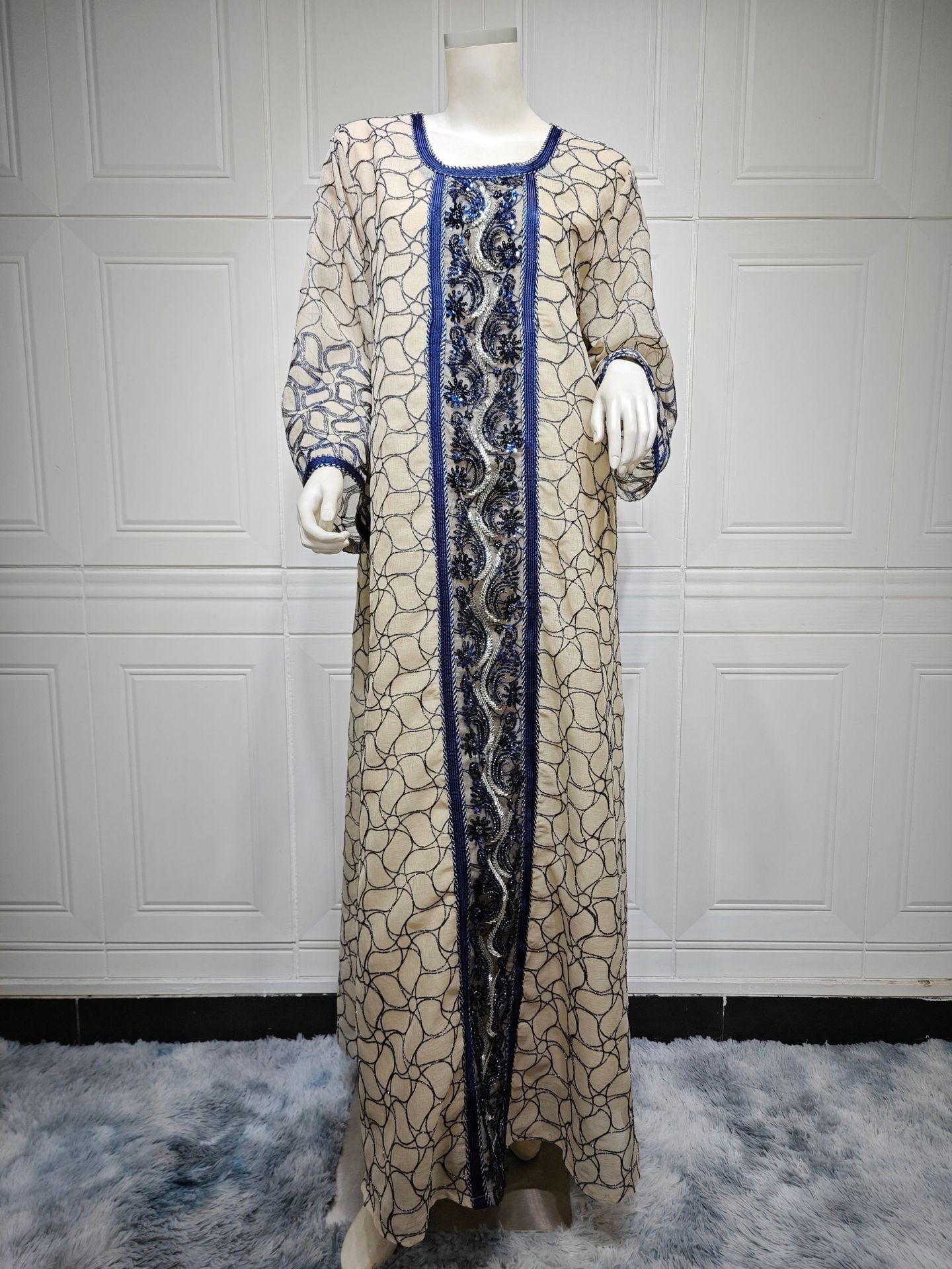 HS6668 A Simple and Elegant Long Dress Adorned with Mesh Embroidery.