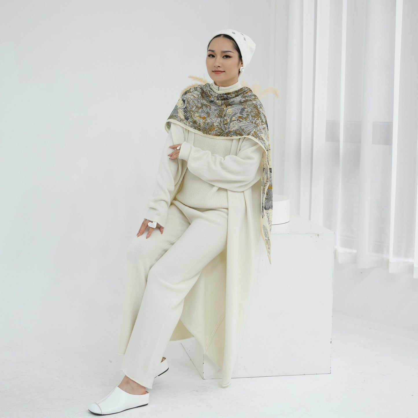 HS6603 Thickened knitted three-piece long coat set (with optional headscarf)