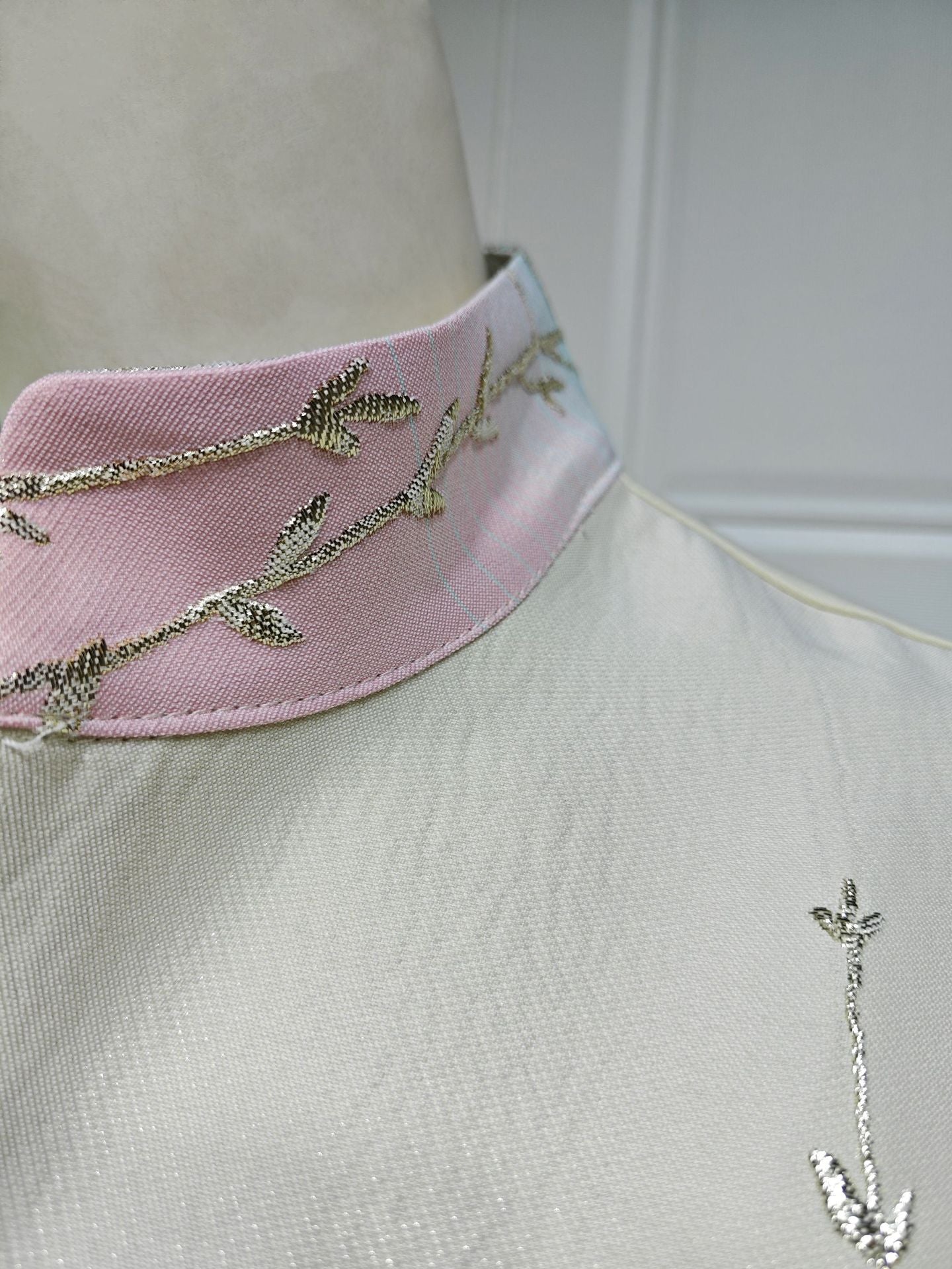 HS6645 Jacquard Embroidered Gradient Robe with Elegant Layered Design