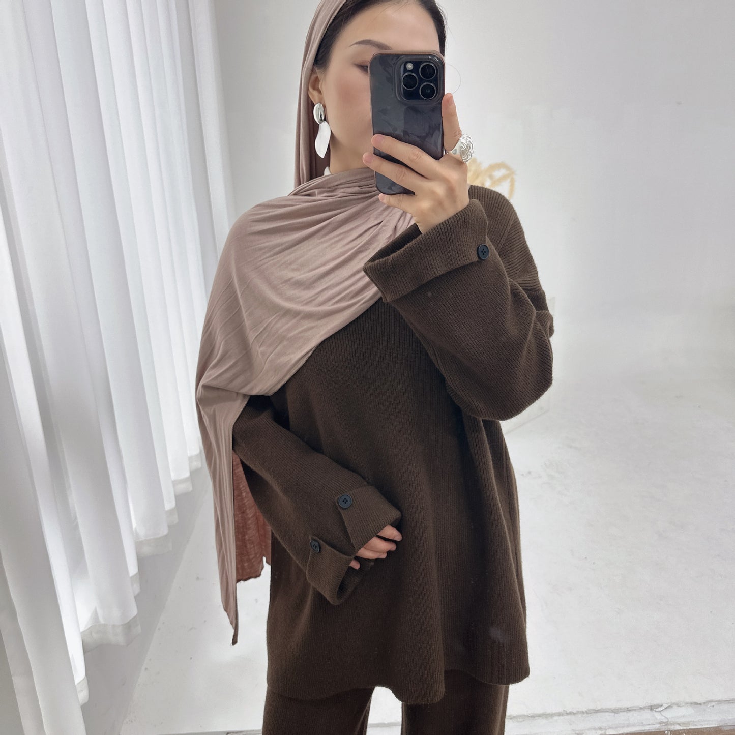 HS6600 Autumn and winter thickened knitted suit solid color two-piece suit (headscarf not included) cuff button design