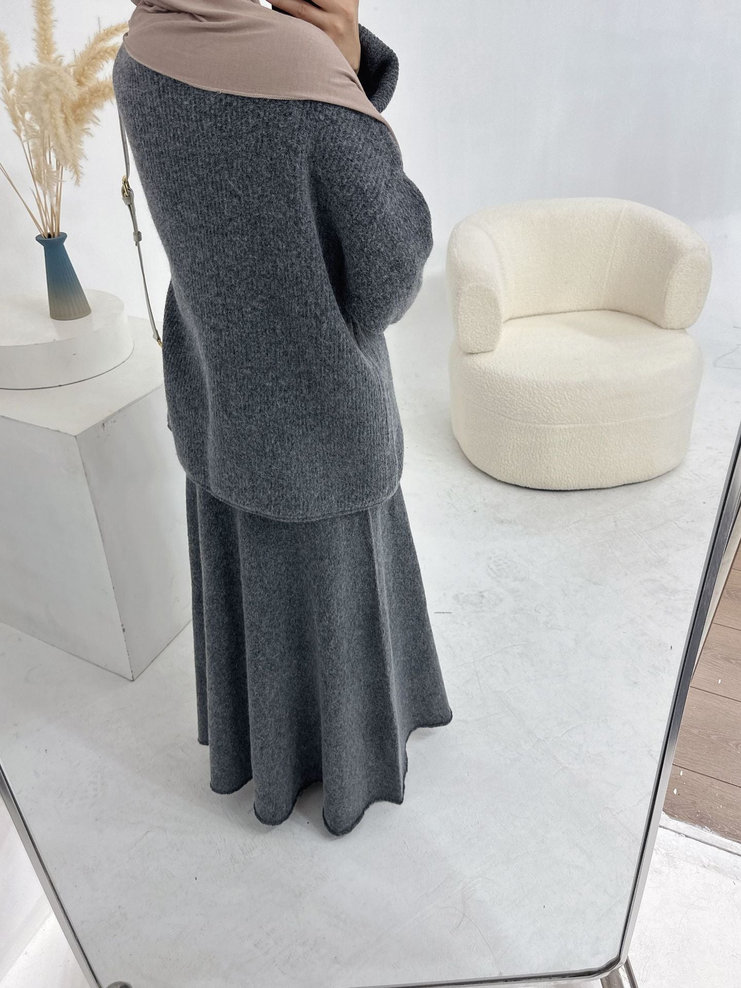 HS6596 Autumn and winter thickened knitted three-piece suit (excluding headscarf) vest + cardigan + skirt