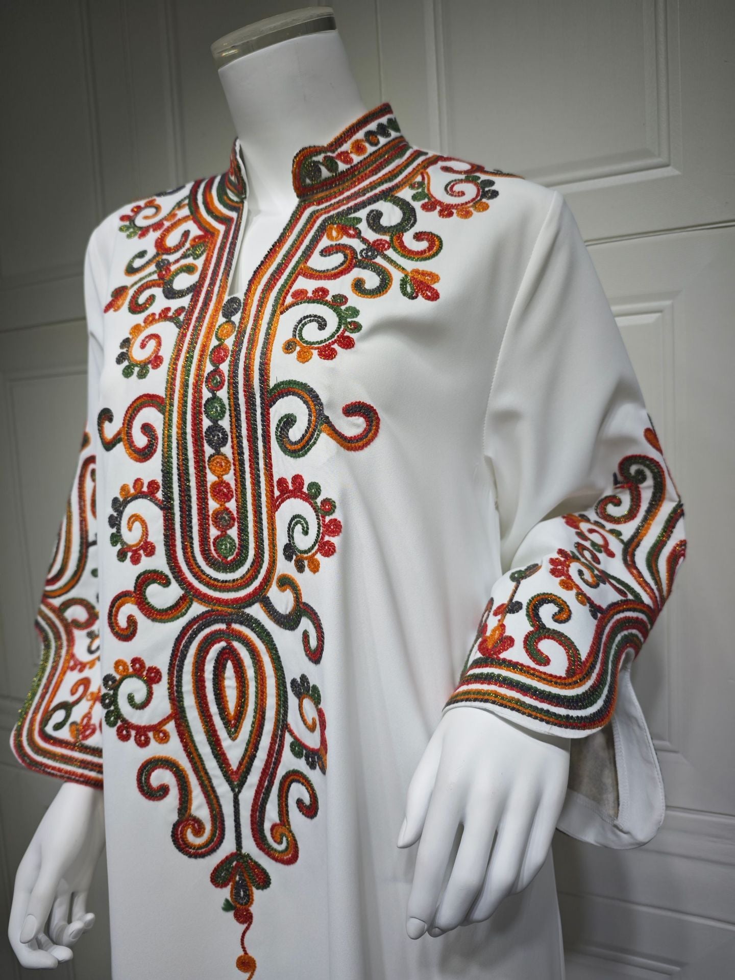 HS6652 Rope embroidery midi dress with elegant stand-up collar design