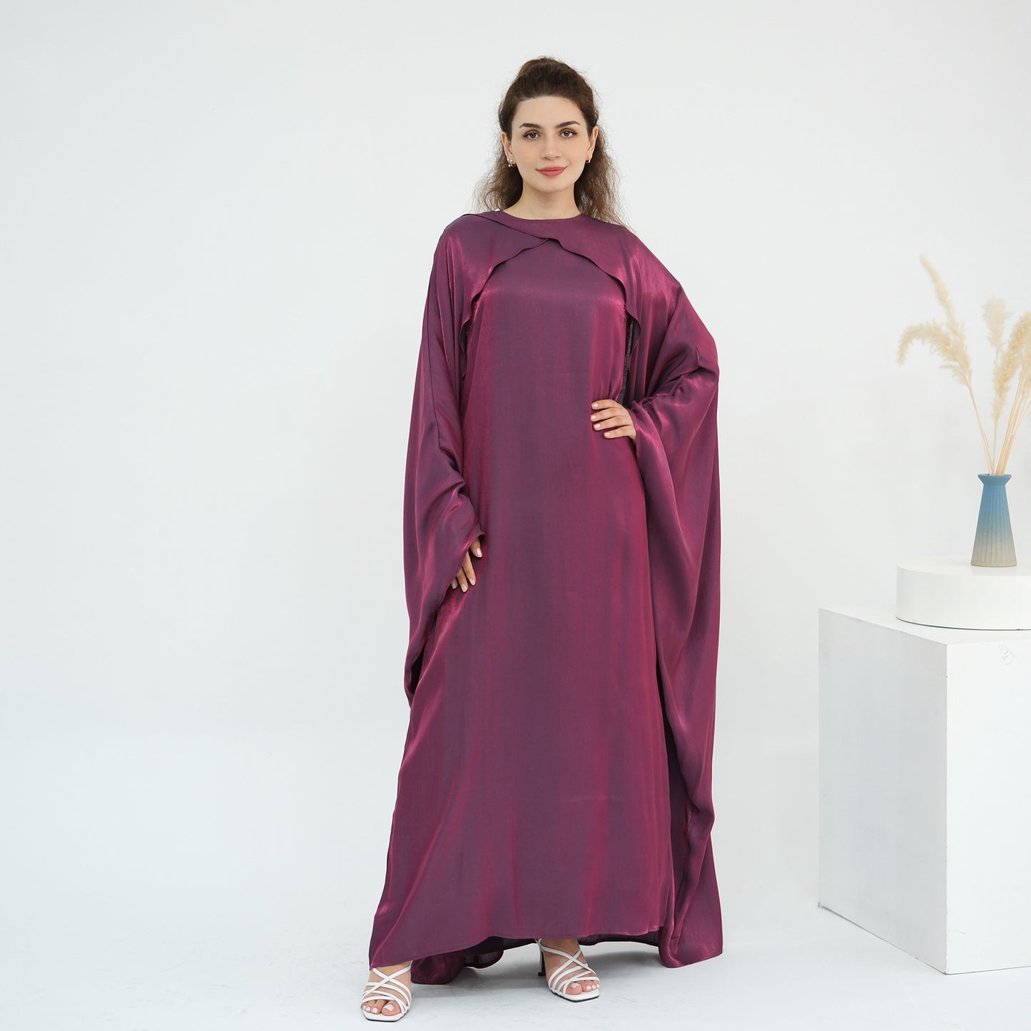 HS6584 Solid Color Beaded Loose Elegant Robe Dress