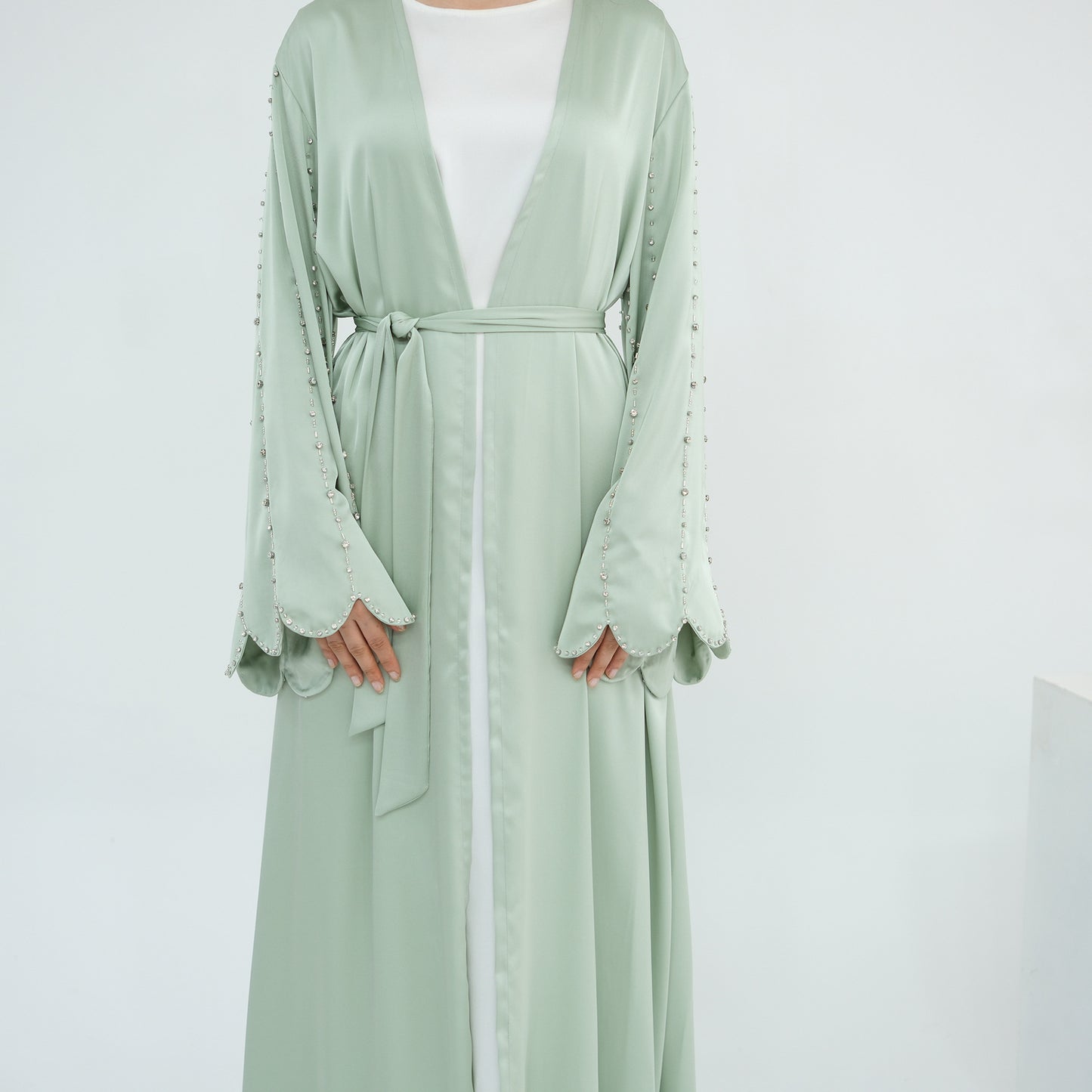 HS6602 Fully hand-beaded long cardigan jacket (headscarf not included)