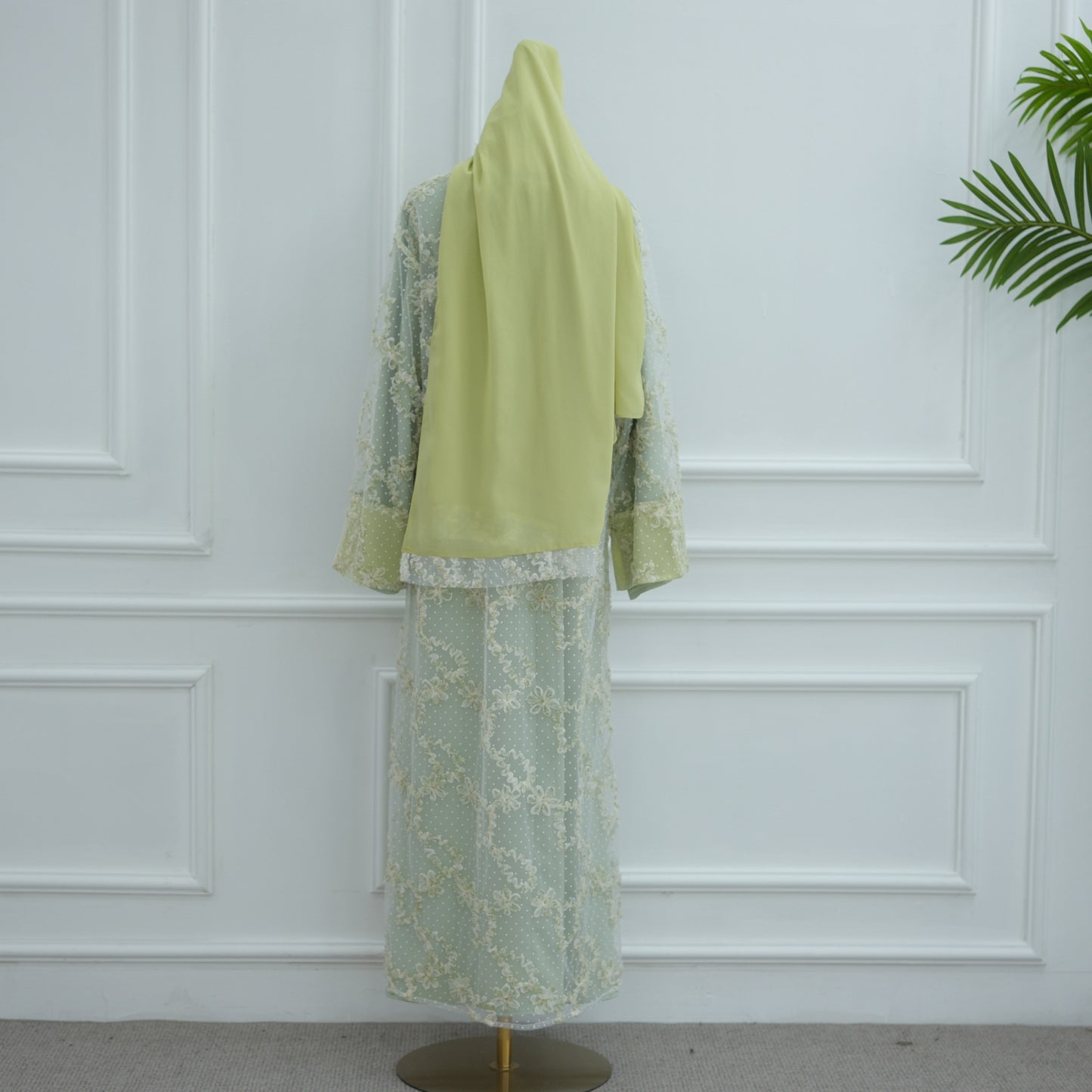 HS6622 3D flower mesh cardigan (optional headscarf and inner layer)