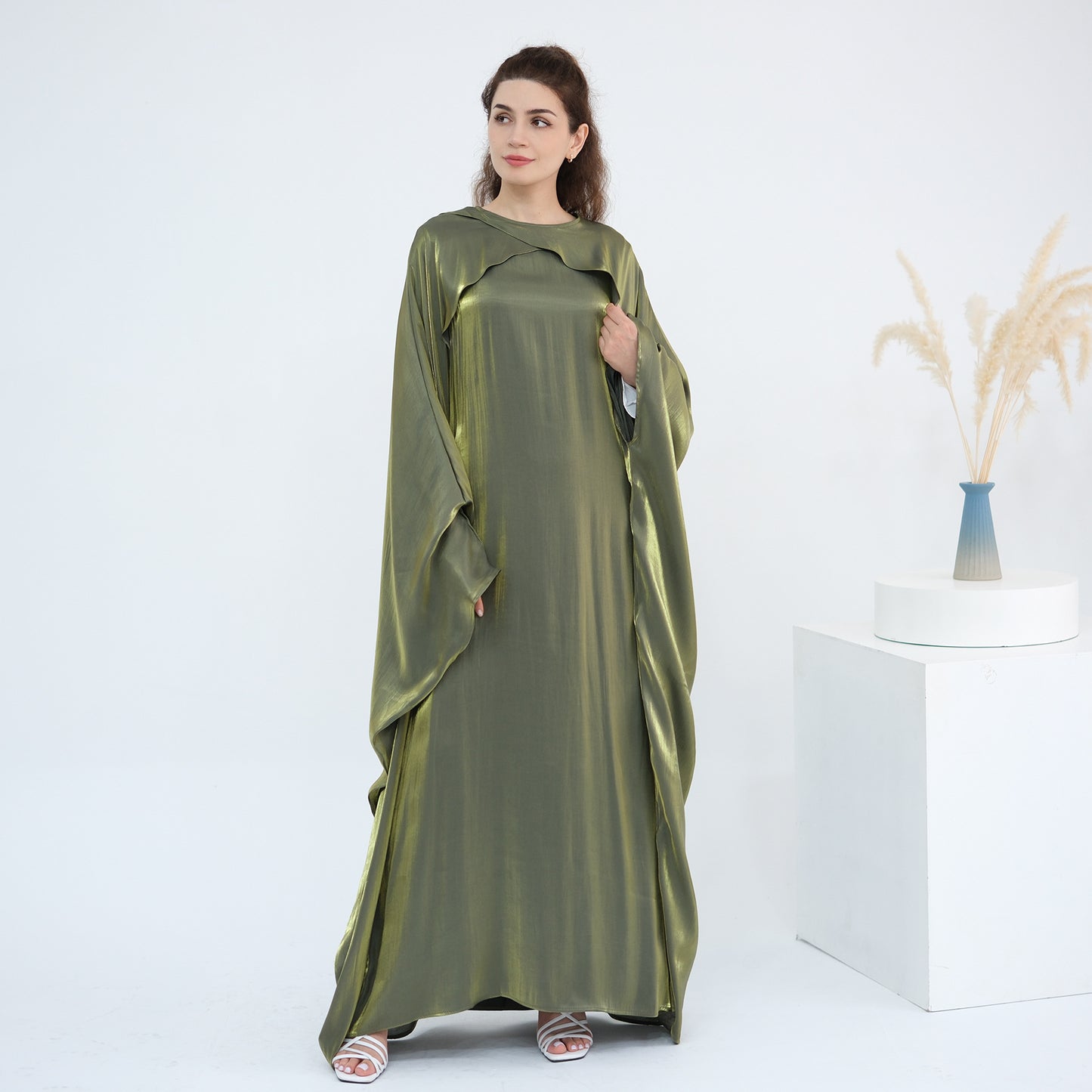 HS6584 Solid Color Beaded Loose Elegant Robe Dress