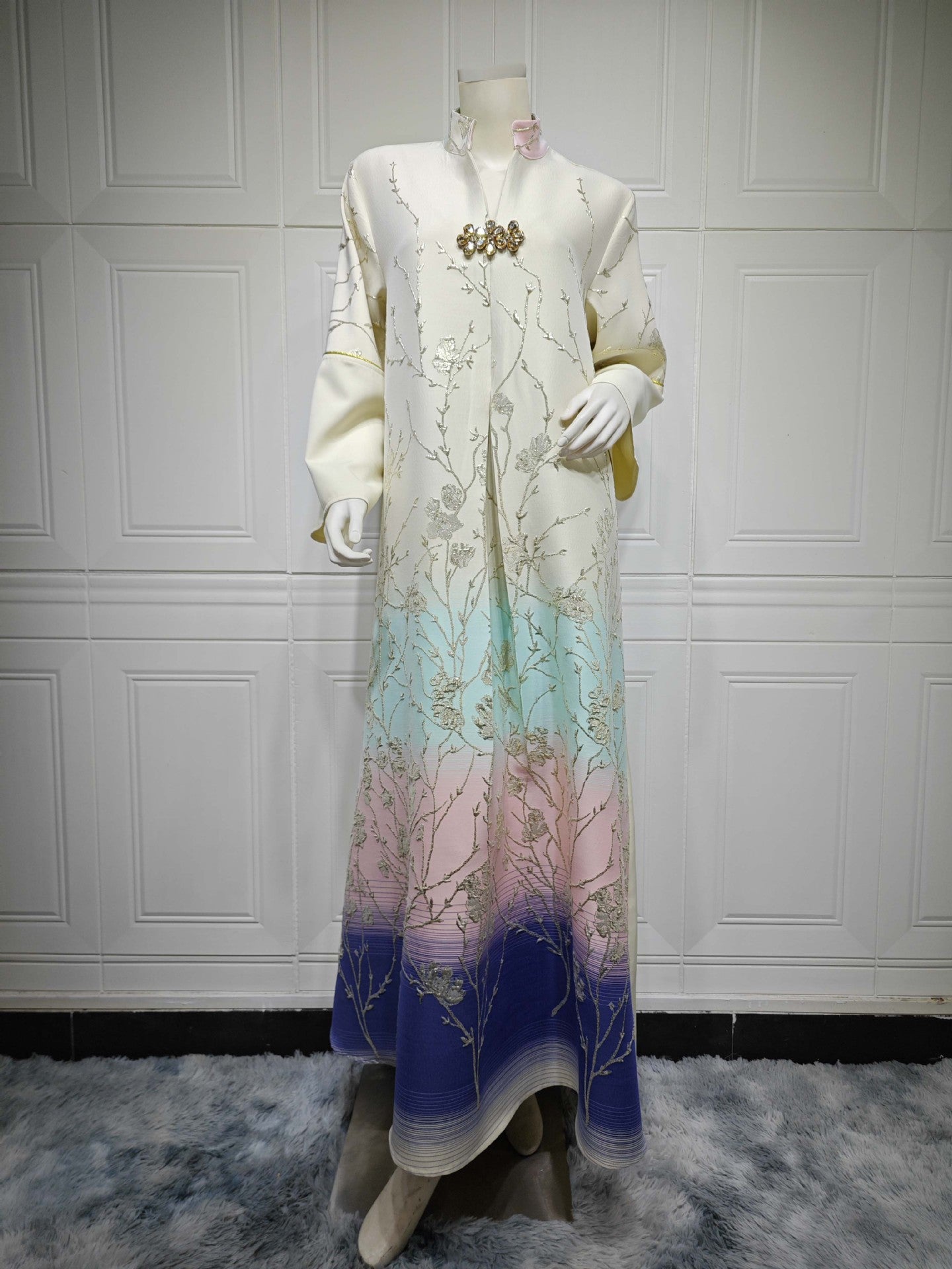 HS6645 Jacquard Embroidered Gradient Robe with Elegant Layered Design