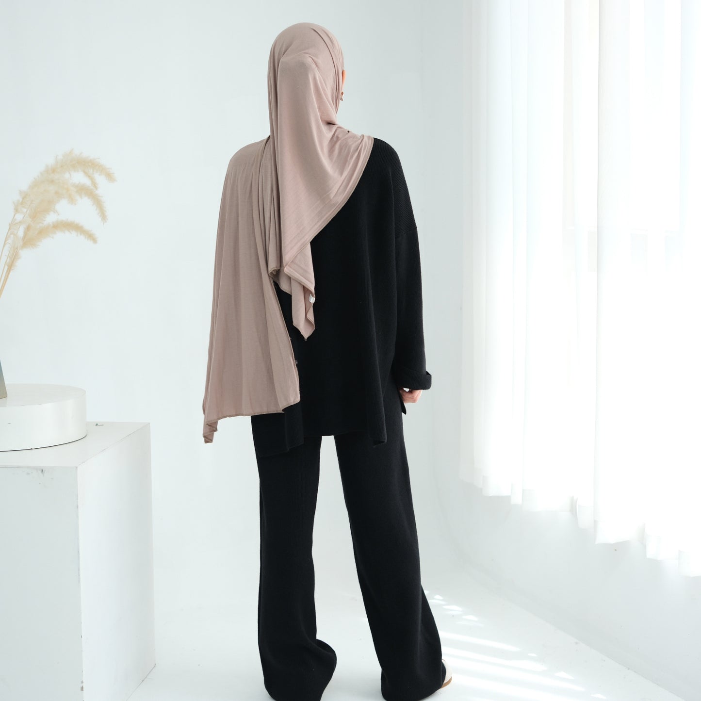 HS6599 Autumn and Winter Thickened Knitted Suit Solid Color Two-piece Suit (excluding Headscarf) Top + Trousers
