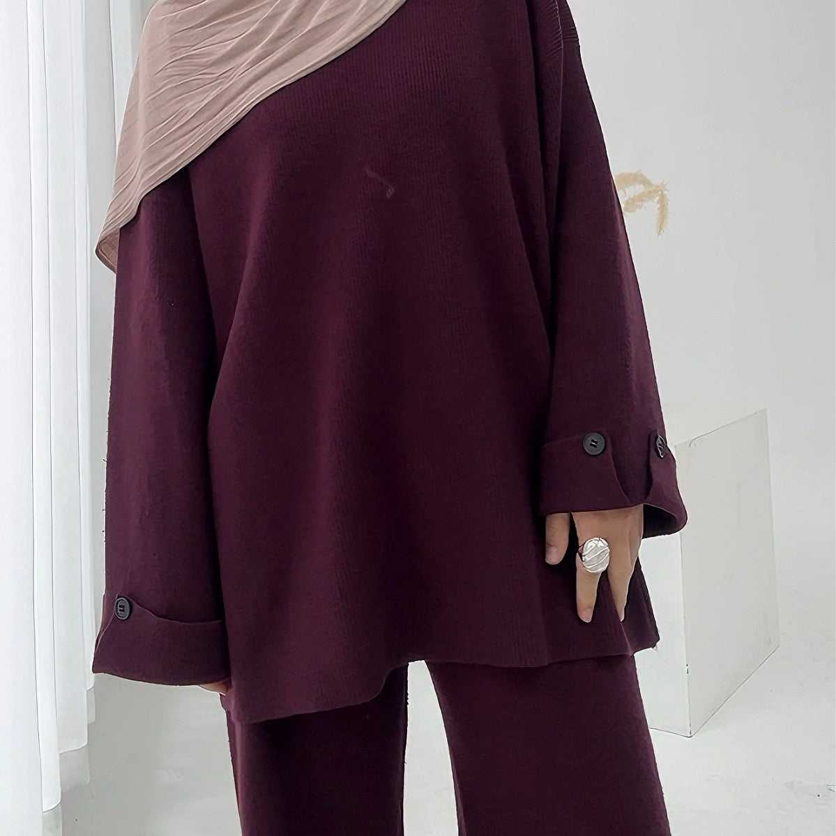 HS6600 Autumn and winter thickened knitted suit solid color two-piece suit (headscarf not included) cuff button design