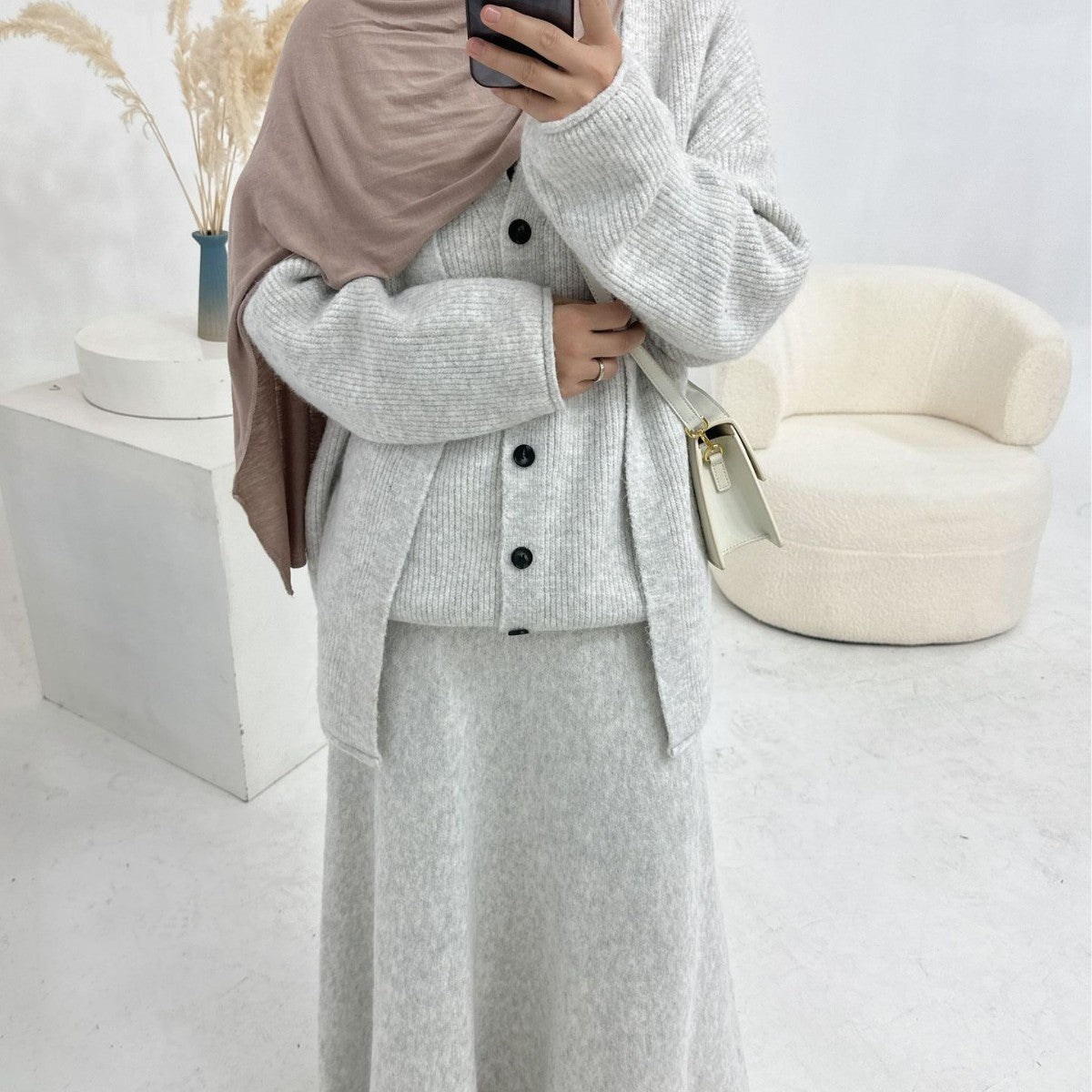 HS6596 Autumn and winter thickened knitted three-piece suit (excluding headscarf) vest + cardigan + skirt