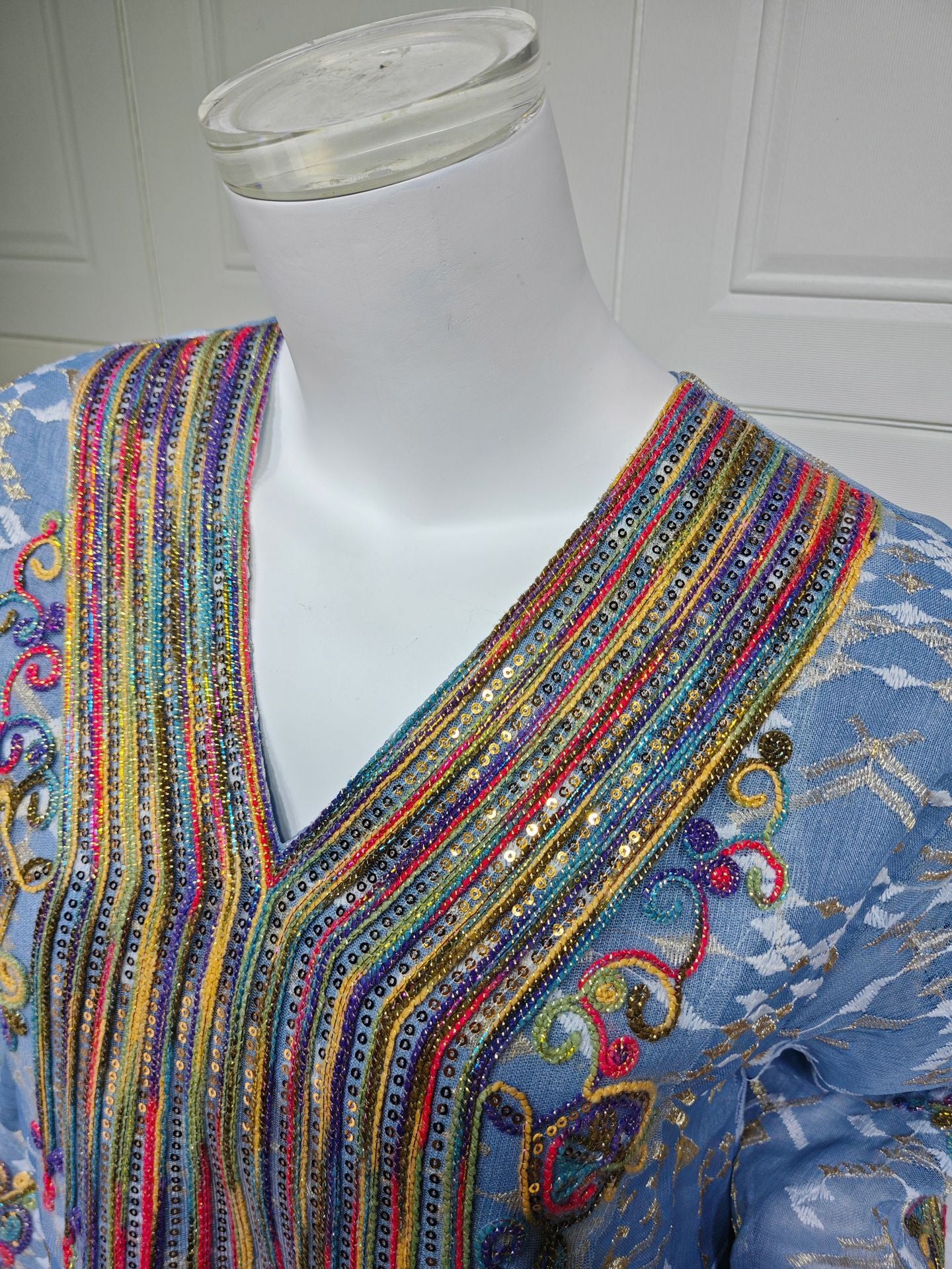 HS6658 Appliqué Patchwork Robe Dress: Lightweight Mesh Combined with Delicate Patterns