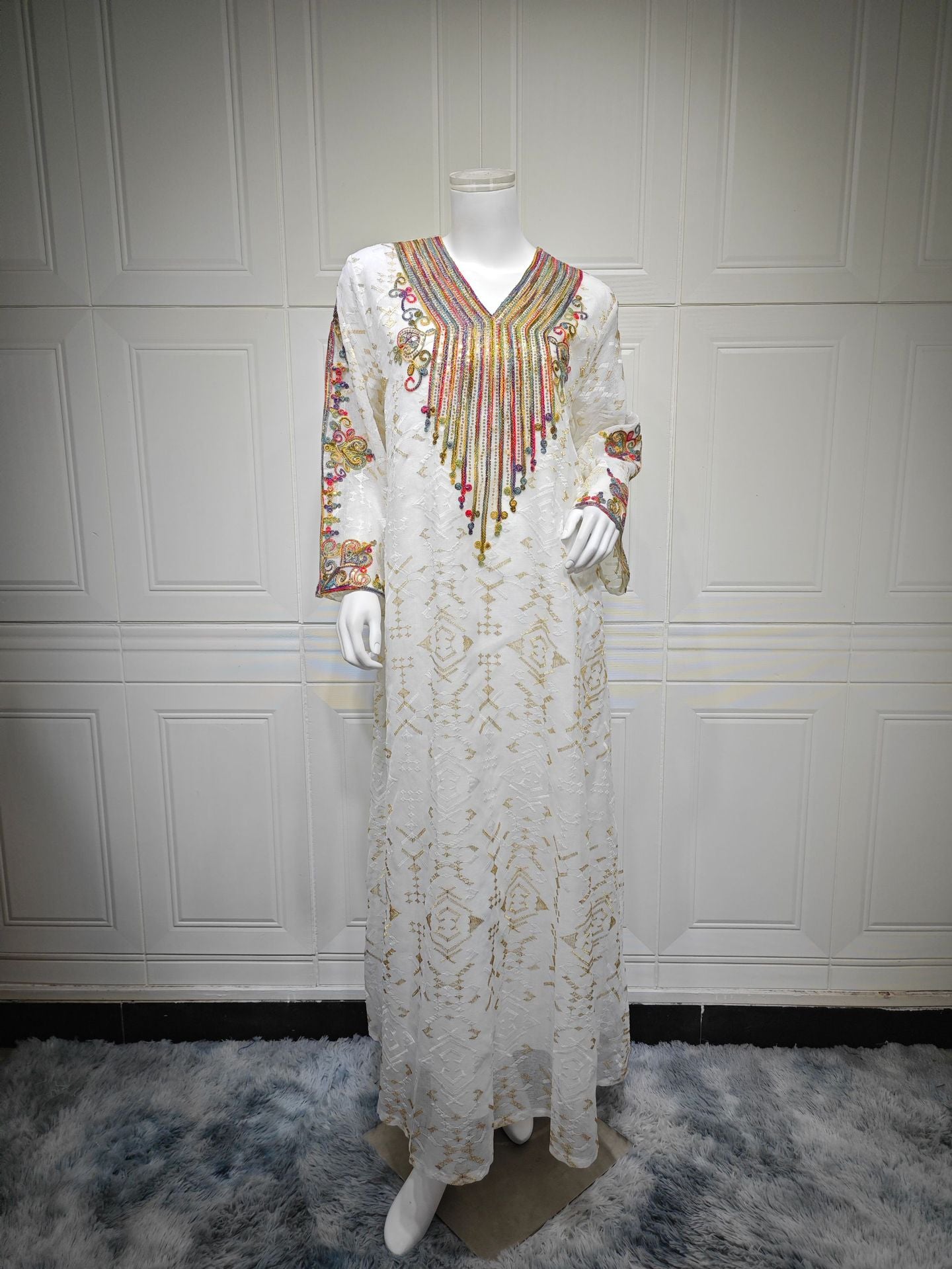 HS6658 Appliqué Patchwork Robe Dress: Lightweight Mesh Combined with Delicate Patterns