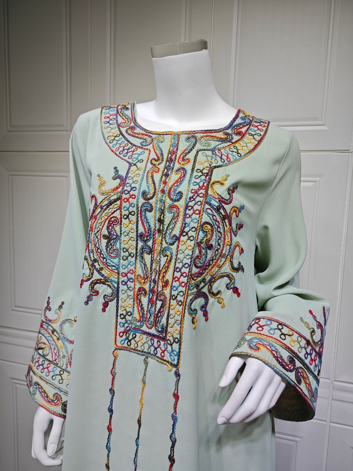 HS6666 Embroidered long wide-sleeved dress | Comfortable fit, easy to wear