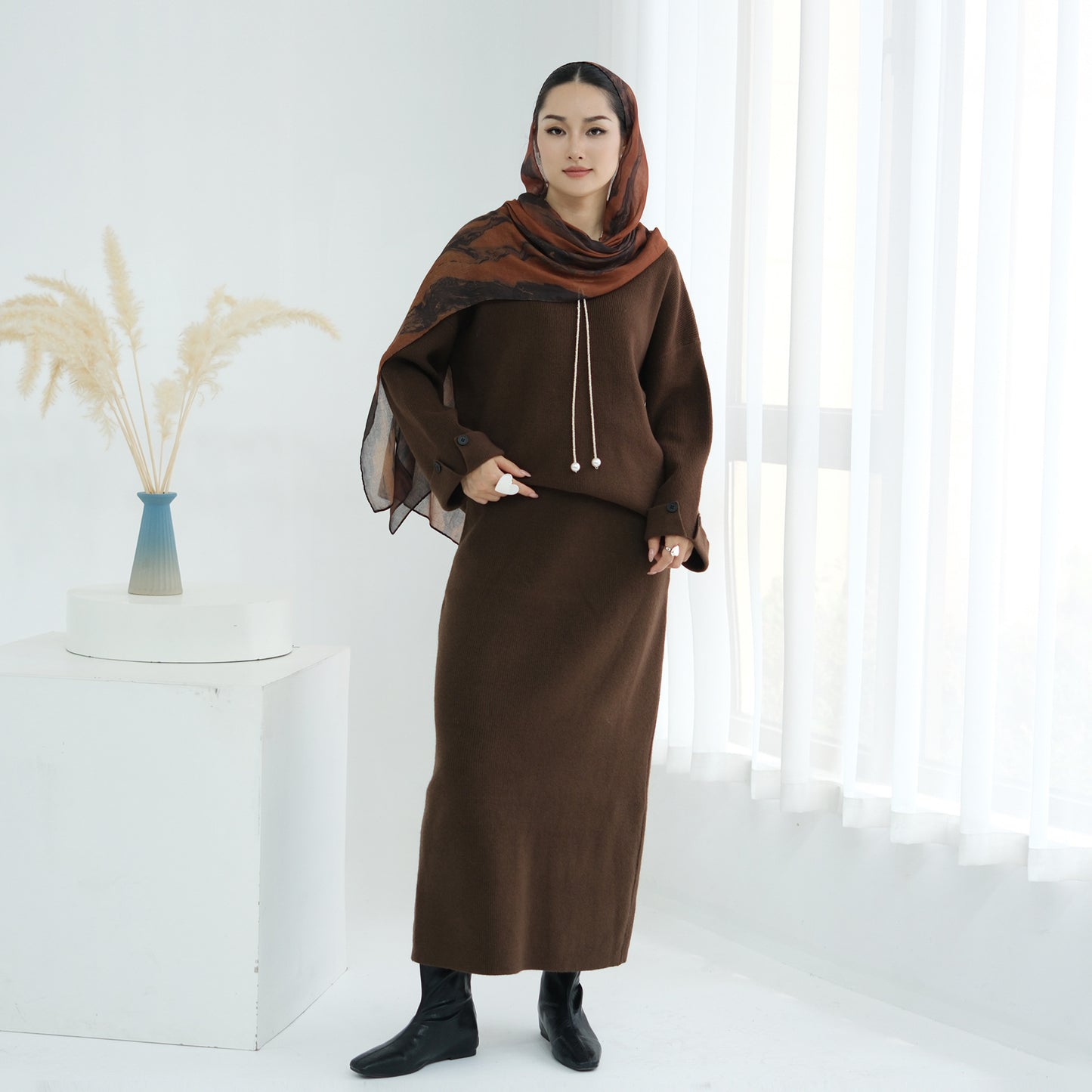 HS6601 Autumn and Winter Thickened Knitted Suit Solid Color Two-piece Skirt Suit (optional Headscarf)
