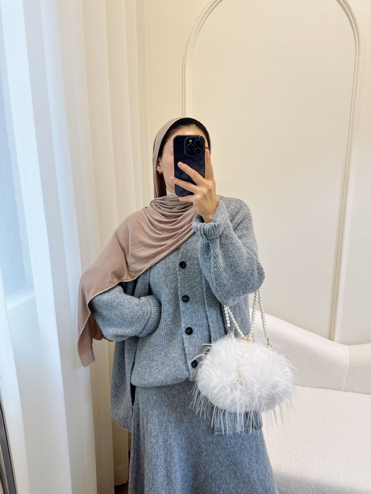 HS6596 Autumn and winter thickened knitted three-piece suit (excluding headscarf) vest + cardigan + skirt