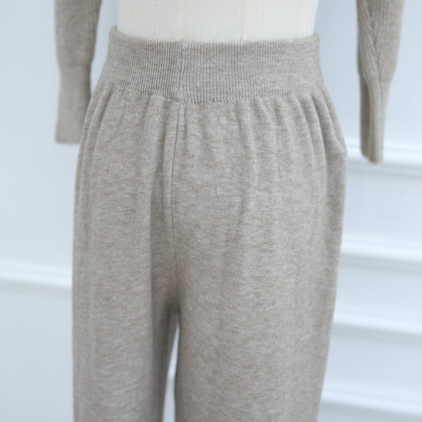 HS6594 Autumn and Winter Thickened Knitted Suit | Simple Solid Color Two-piece Suit