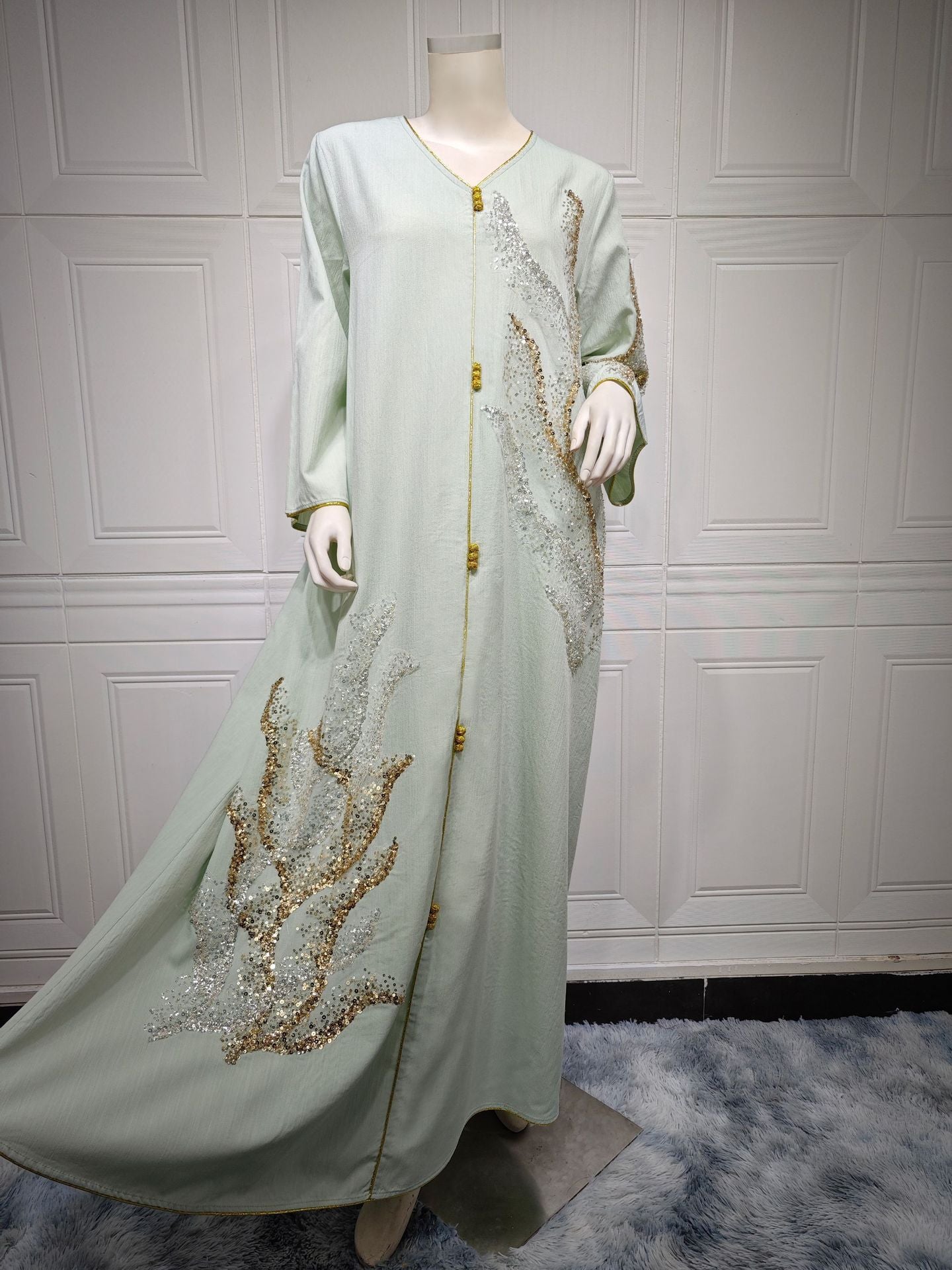 HS6659  Long-sleeved Sequined Embroidered Patchwork Dress with A Light Silhouette and Soft Color Scheme.