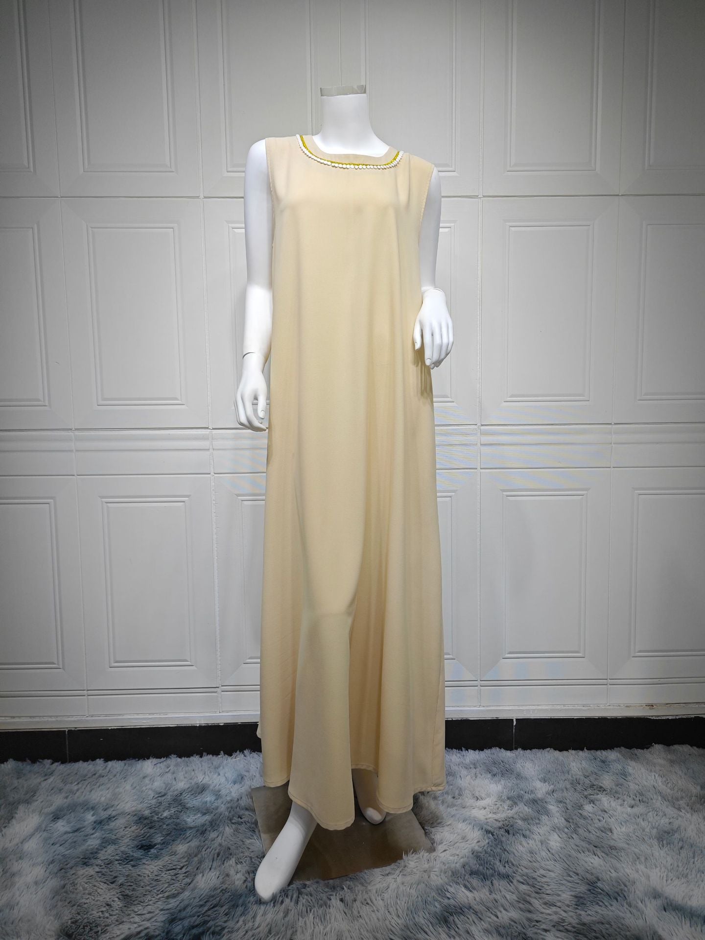 HS6653 Embroidered Robe Two-piece Set, Elegant and Lightweight Design.