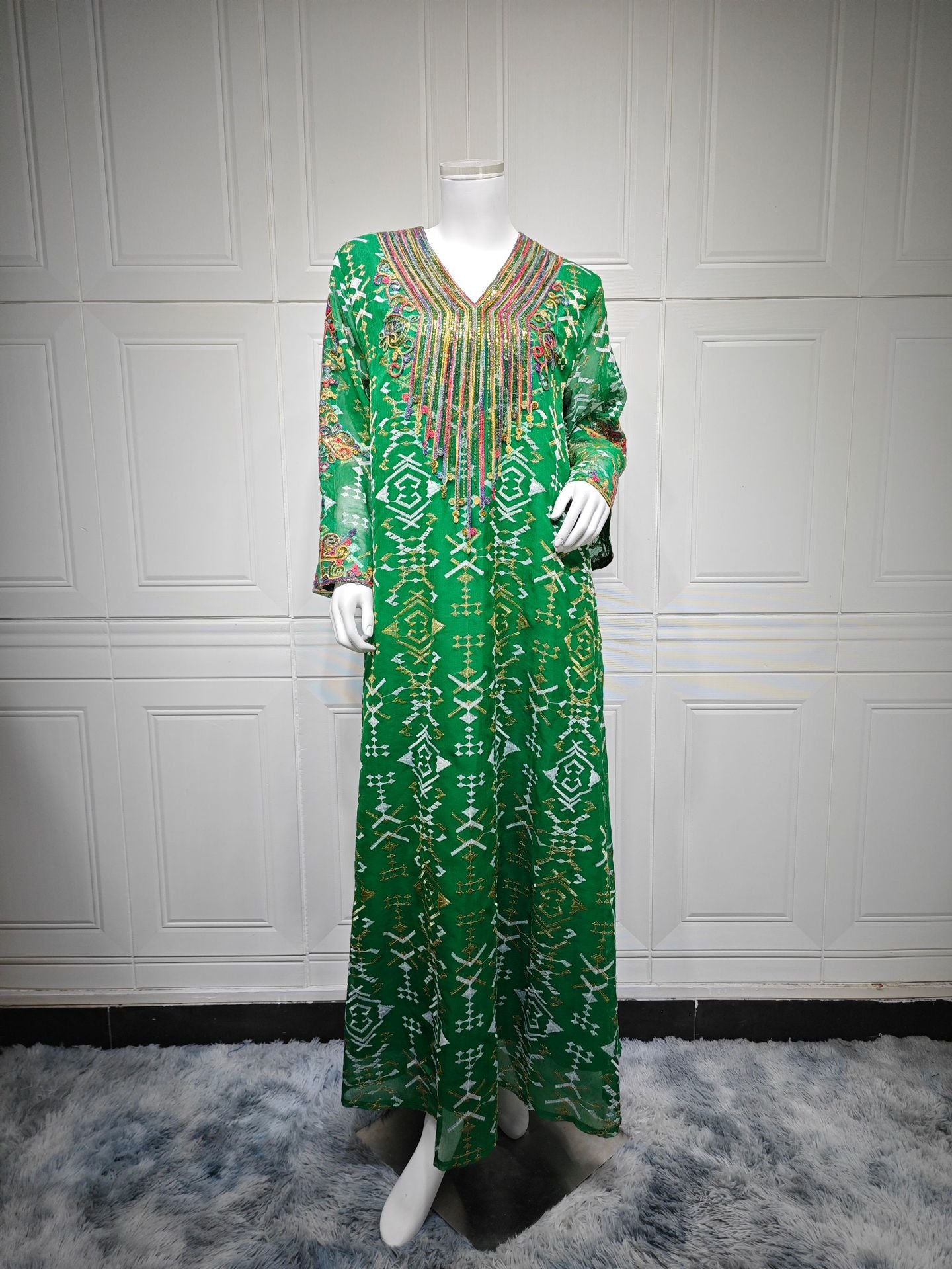 HS6658 Appliqué Patchwork Robe Dress: Lightweight Mesh Combined with Delicate Patterns