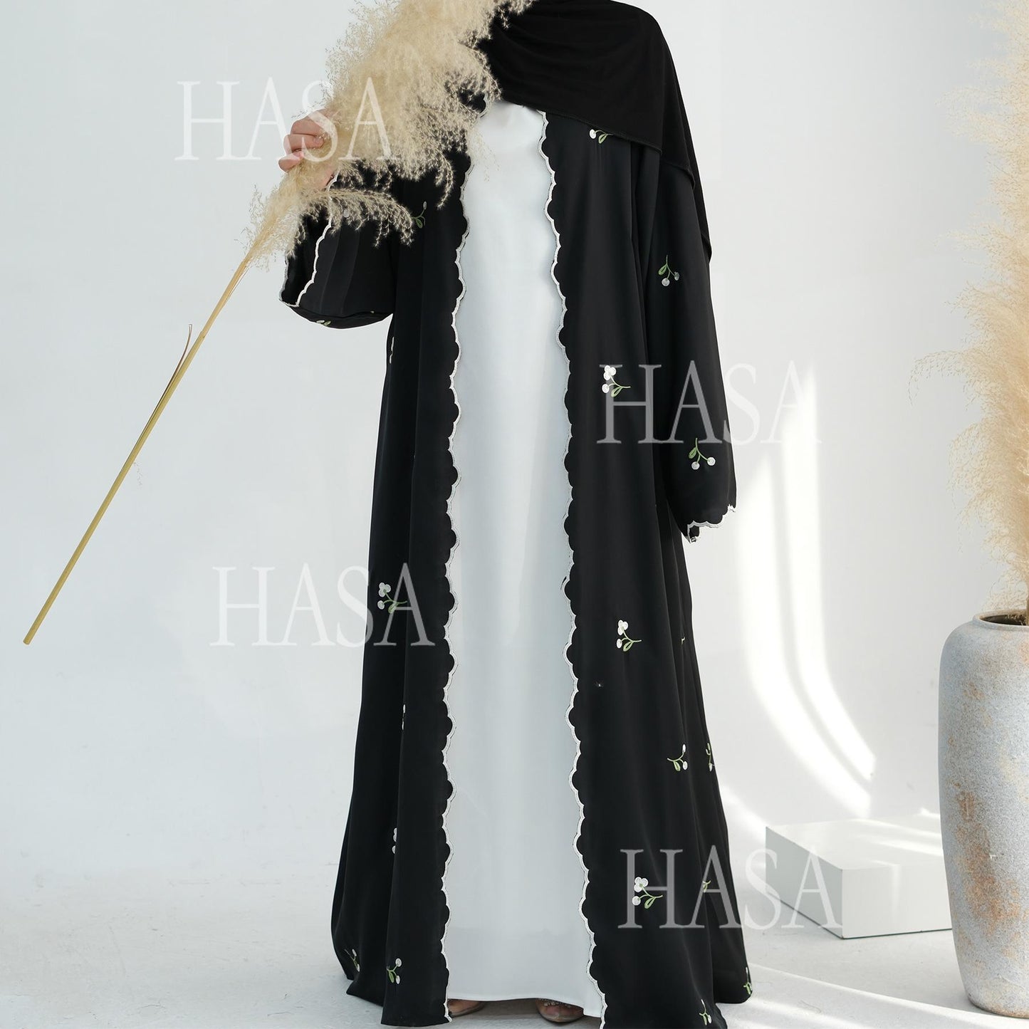 HS6472 Longline Cardigan with Delicate Floral Details and Curved Edging