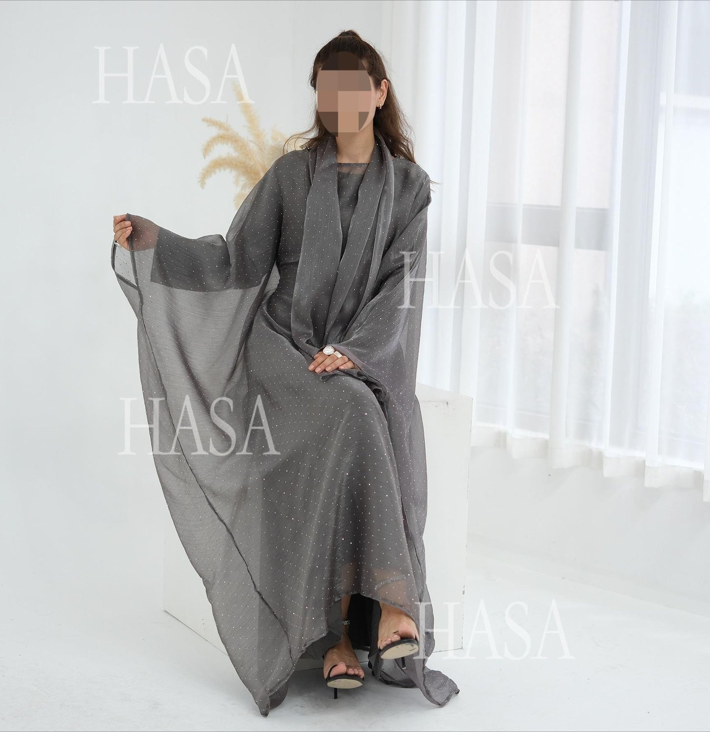 HS6619 Hot diamond long dress (with optional inner suit)