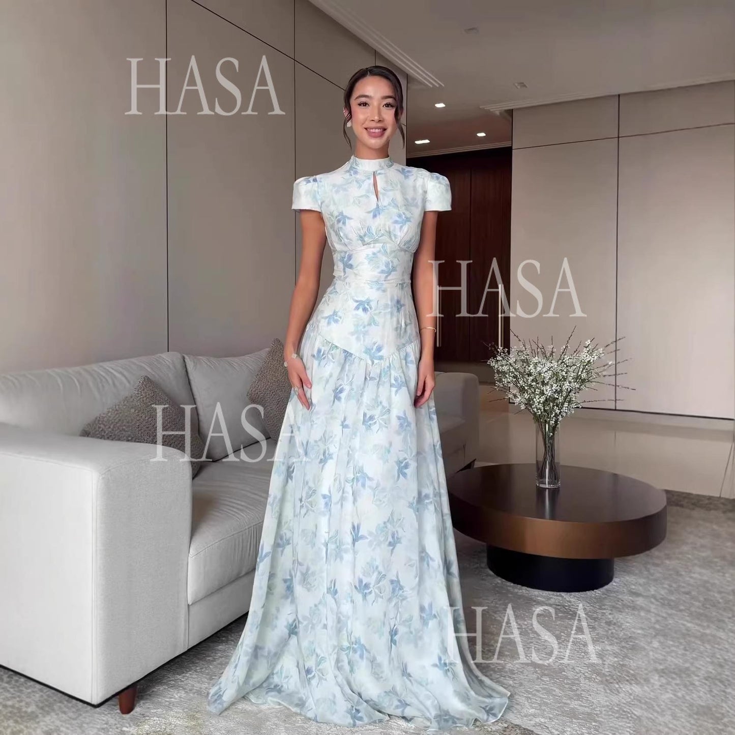 HS6737 Chic Romantic Maxi Dress with Soft Floral Print