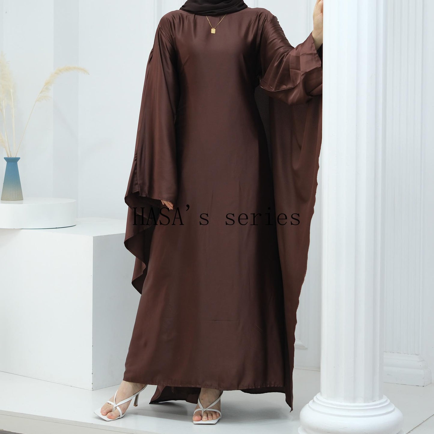HS4835 High-density Stretch Satin Long Dress, Simple, Elegant, and Comfortable To Wear.