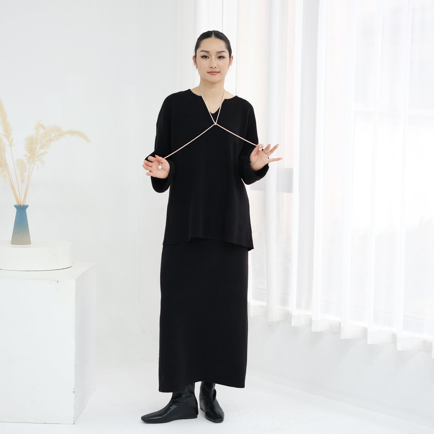 HS6601 Autumn and Winter Thickened Knitted Suit Solid Color Two-piece Skirt Suit (optional Headscarf)
