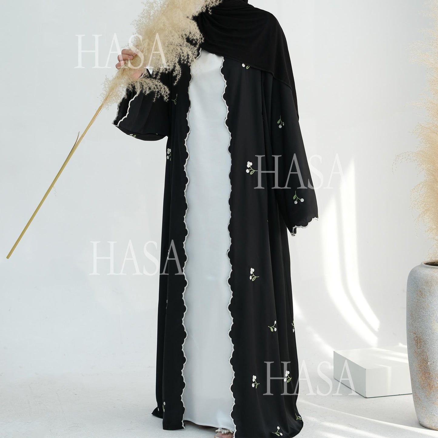 HS6472 Longline Cardigan with Delicate Floral Details and Curved Edging