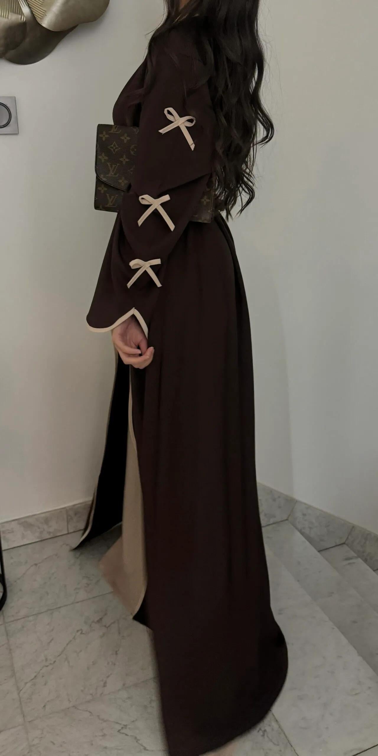 HS5883  A Two-piece Robe and Skirt Set with A Soft Bow and A Belt Design open abaya outfit
