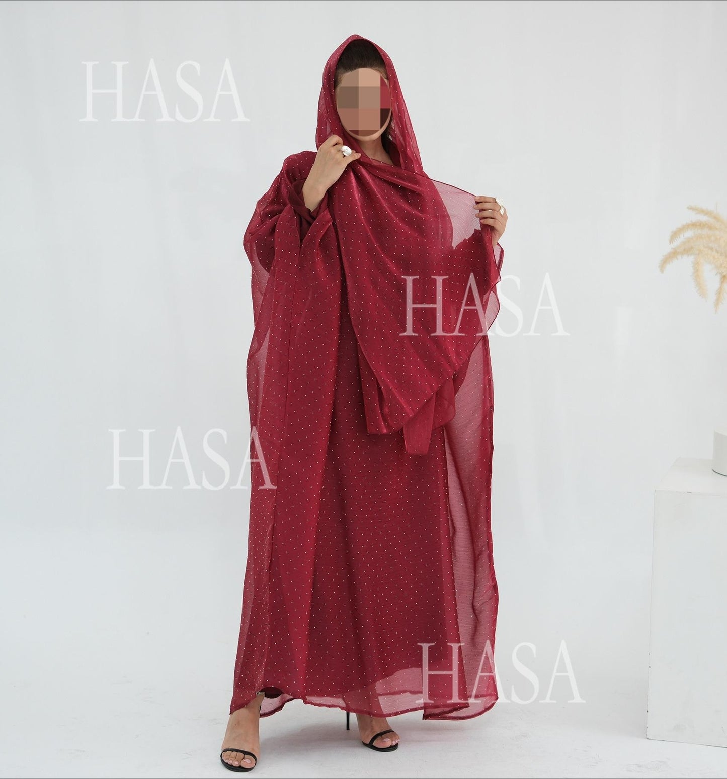 HS6619 Hot diamond long dress (with optional inner suit)