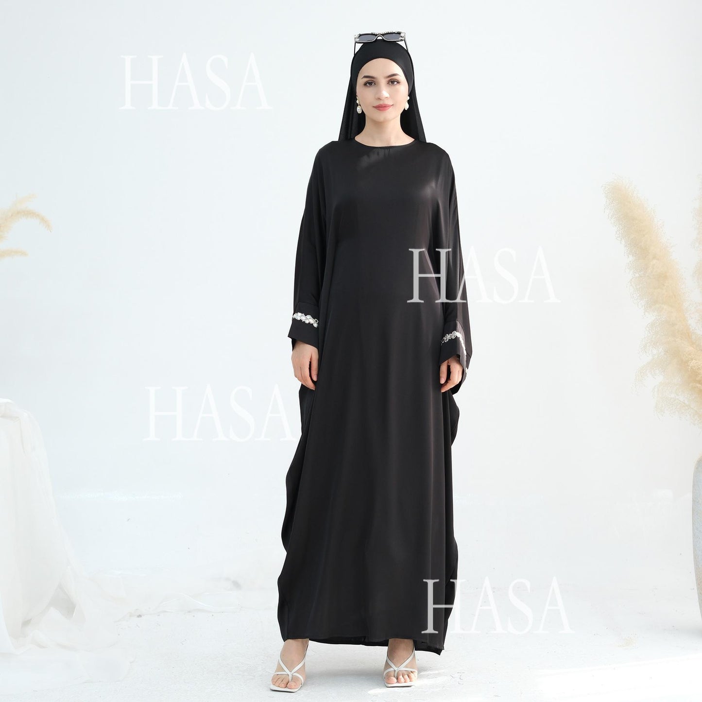 HS5882 A Cardigan Dress with Exquisite Hot Diamond Embellishment and Elegant Details closed abayas