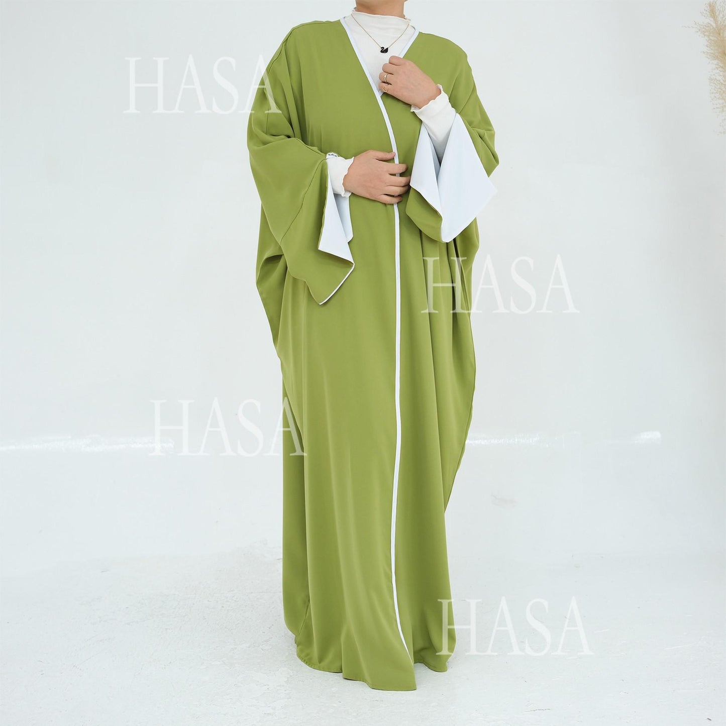 HS5877 The Loose-fitting Robe Has A Lightweight Silhouette That Is Perfect for Any Occasion open abaya outfit