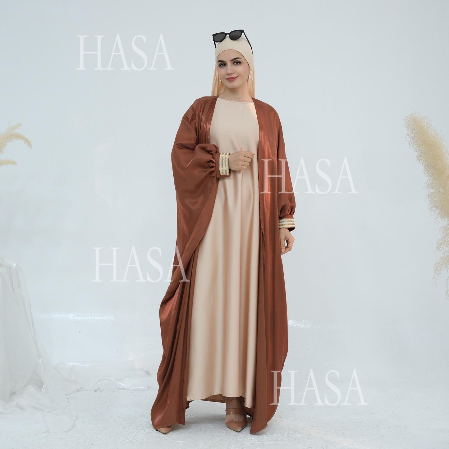 HS5873 Temperament Cardigan Long Coat Exquisite Trim To Create Elegant Style