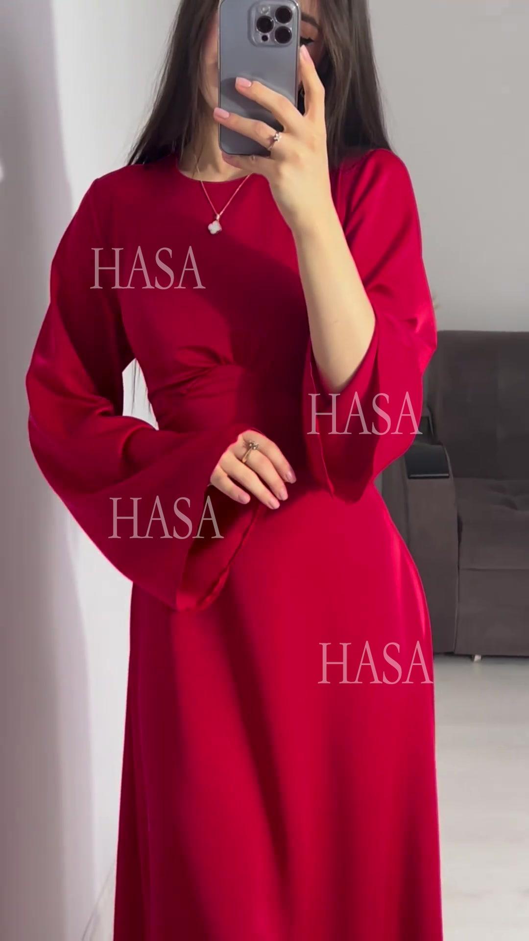 HASA HS6757 Classic Round Neck Flowy Maxi Dress
