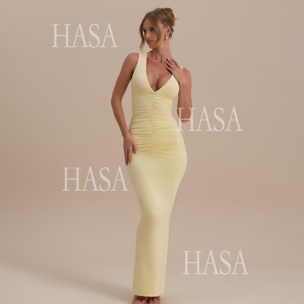 HASA HS6766 Chic Sleeveless Figure Hugging Dress