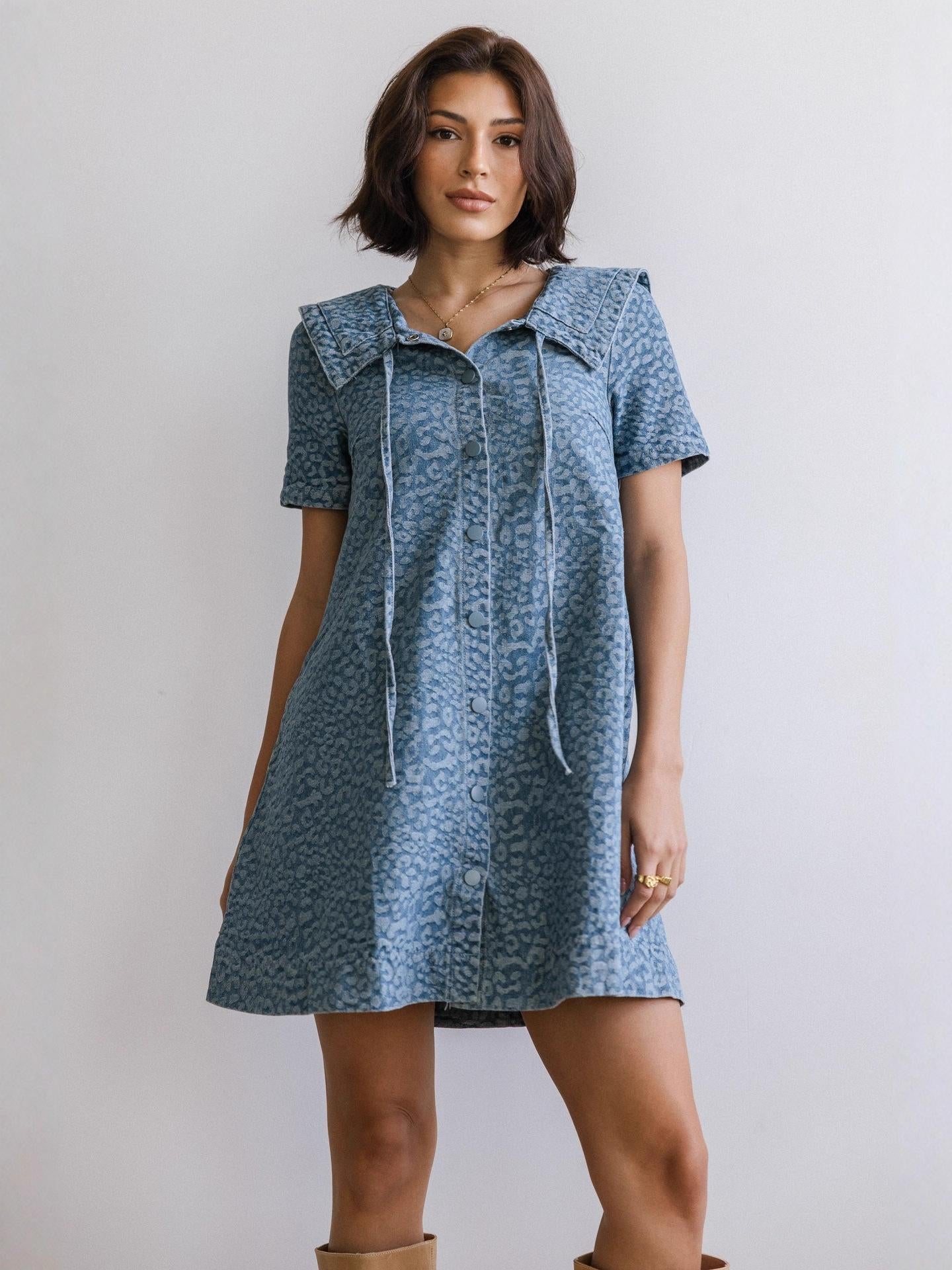 HASA HS6789 Bold Vintage Inspired Leopard Mini Dress with Statement Collar