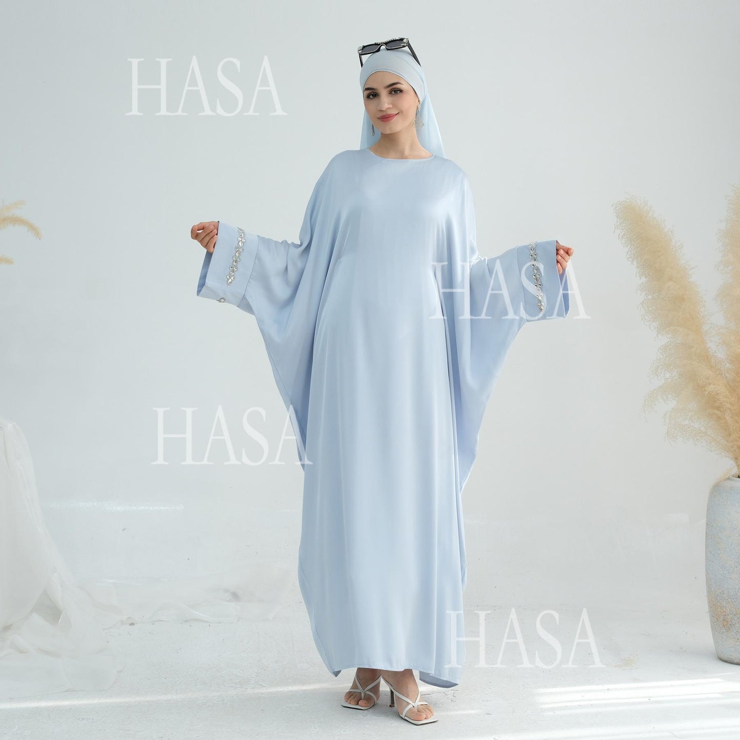 HS5882 A Cardigan Dress with Exquisite Hot Diamond Embellishment and Elegant Details closed abayas