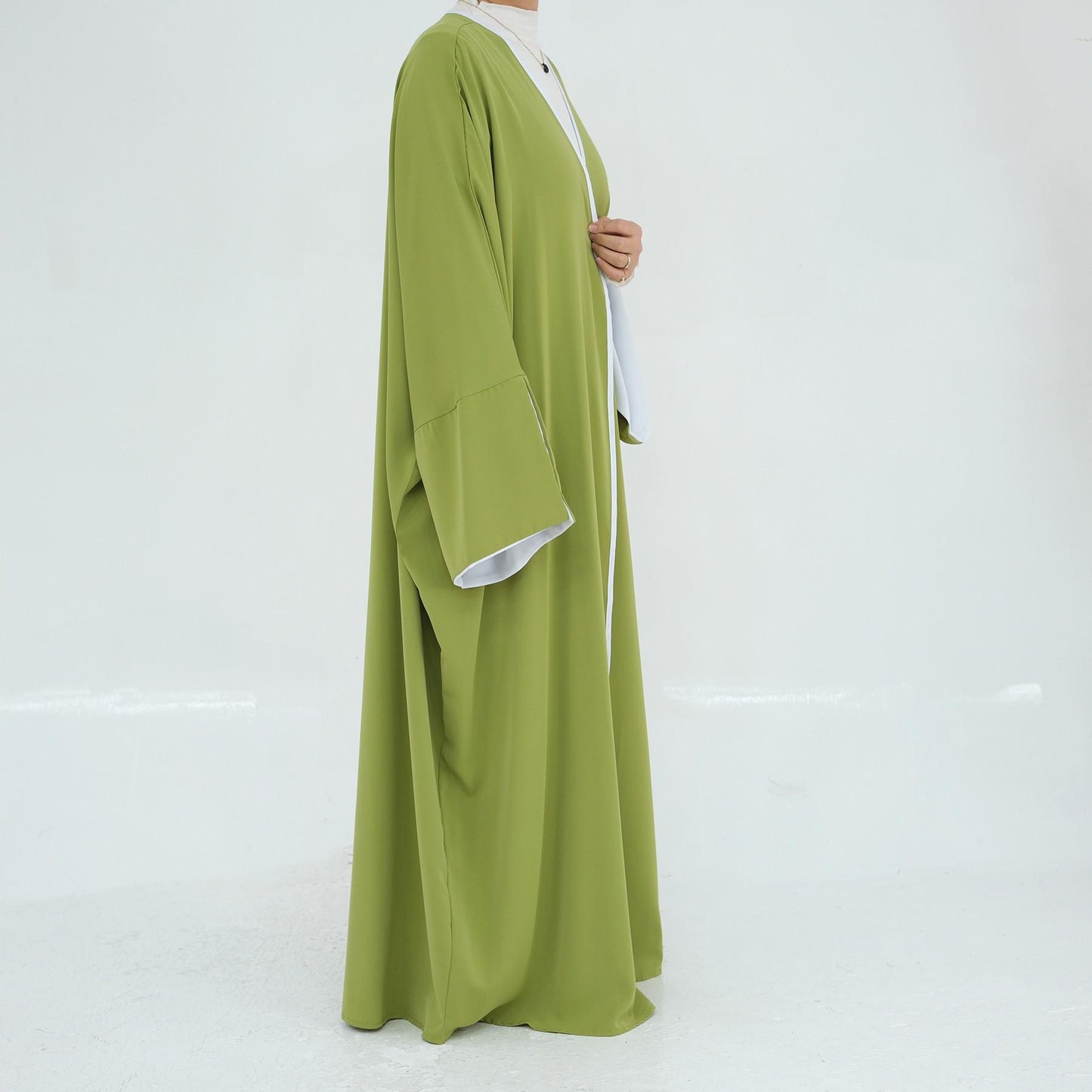 HS5877 The Loose-fitting Robe Has A Lightweight Silhouette That Is Perfect for Any Occasion open abaya outfit